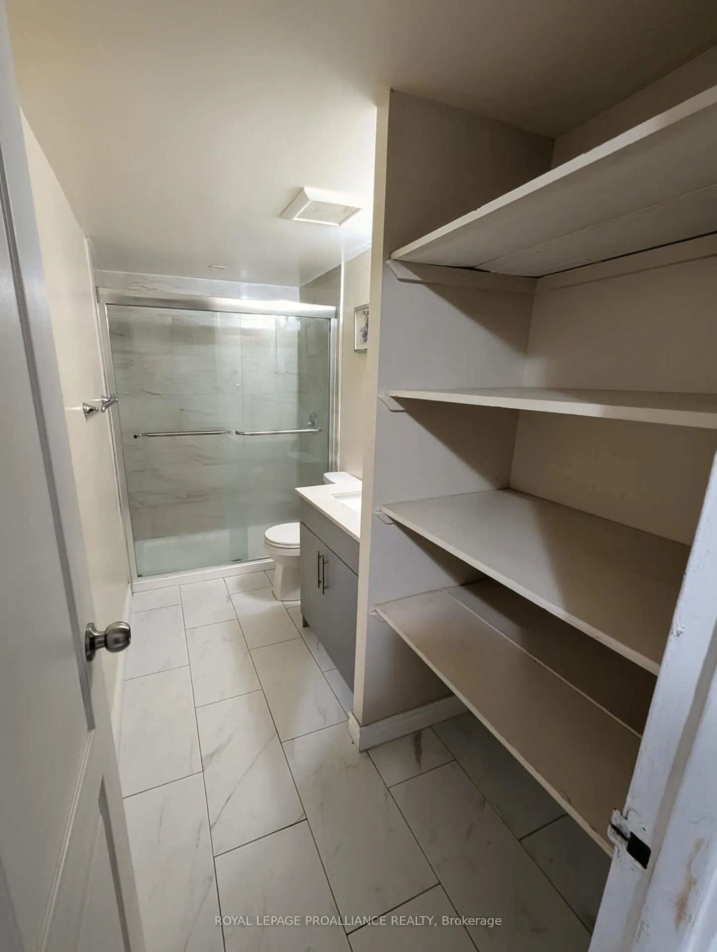 Photo 10 of Unit 13, 1837 Lansdowne Street W, Peterborough, Otonabee Ward 1 — HOMEH