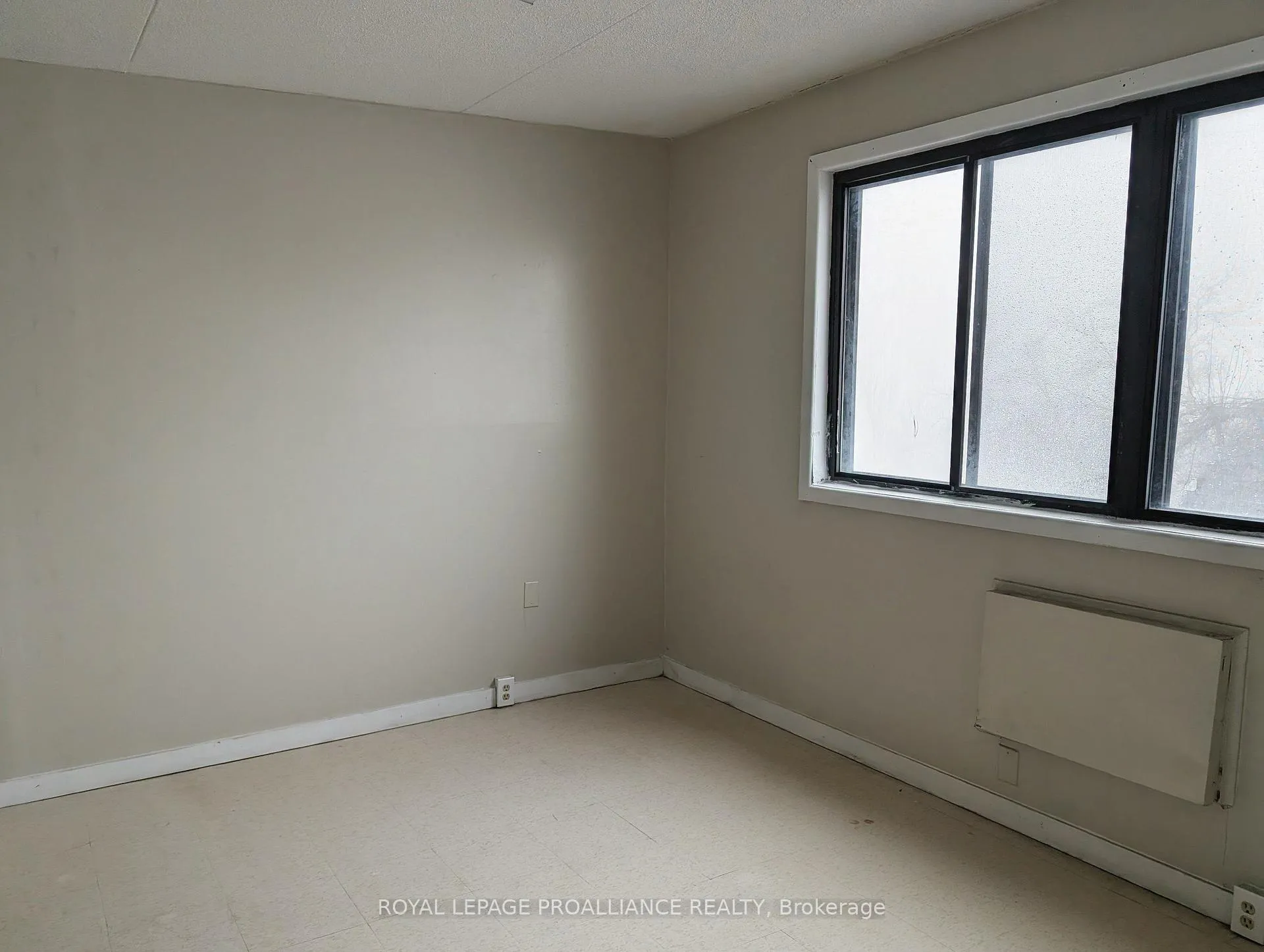 Photo 7 of Unit 35, 1837 Lansdowne Street W, Peterborough, Otonabee Ward 1 — HOMEH