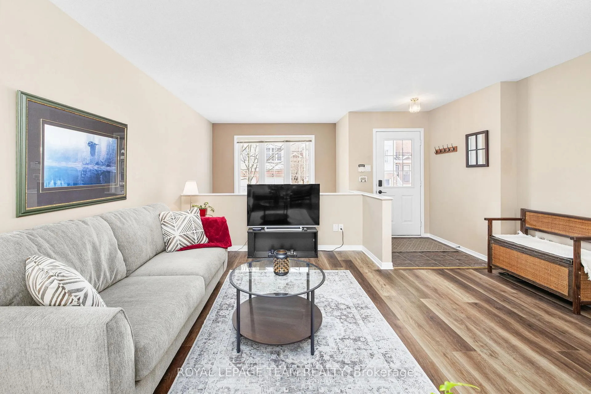 Photo 10 of 147 Wharhol Private, Ottawa, Westcliffe Estates — HOMEH