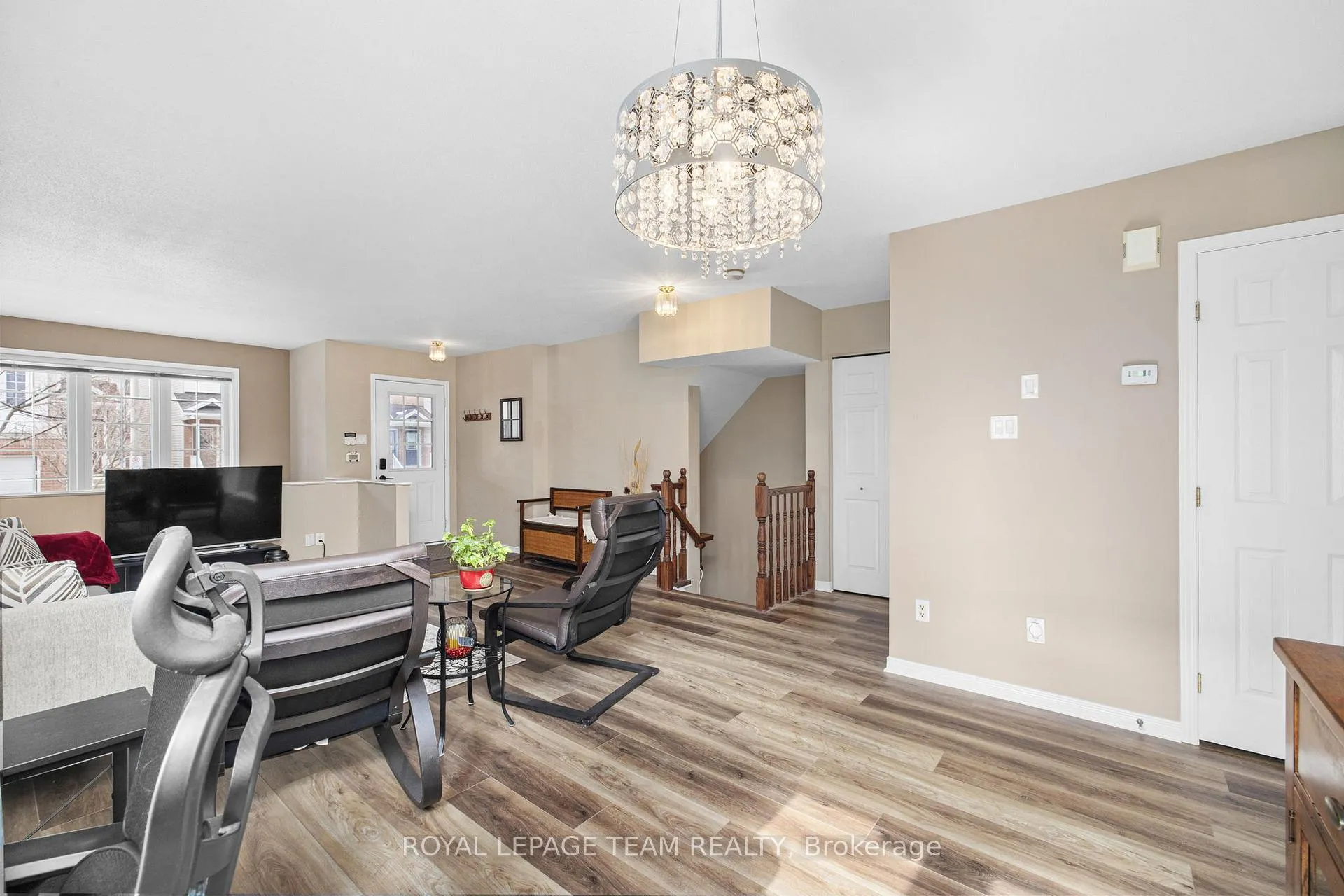 Photo 15 of 147 Wharhol Private, Ottawa, Westcliffe Estates — HOMEH