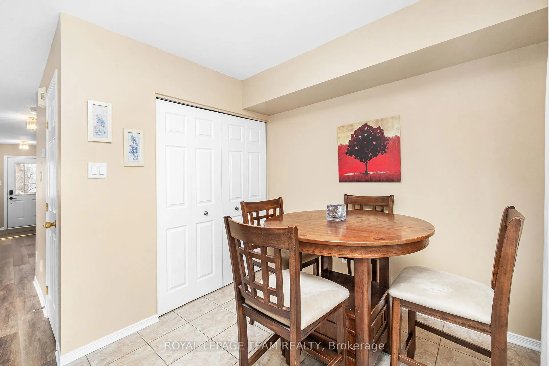 Photo 18 of 147 Wharhol Private, Ottawa, Westcliffe Estates — HOMEH