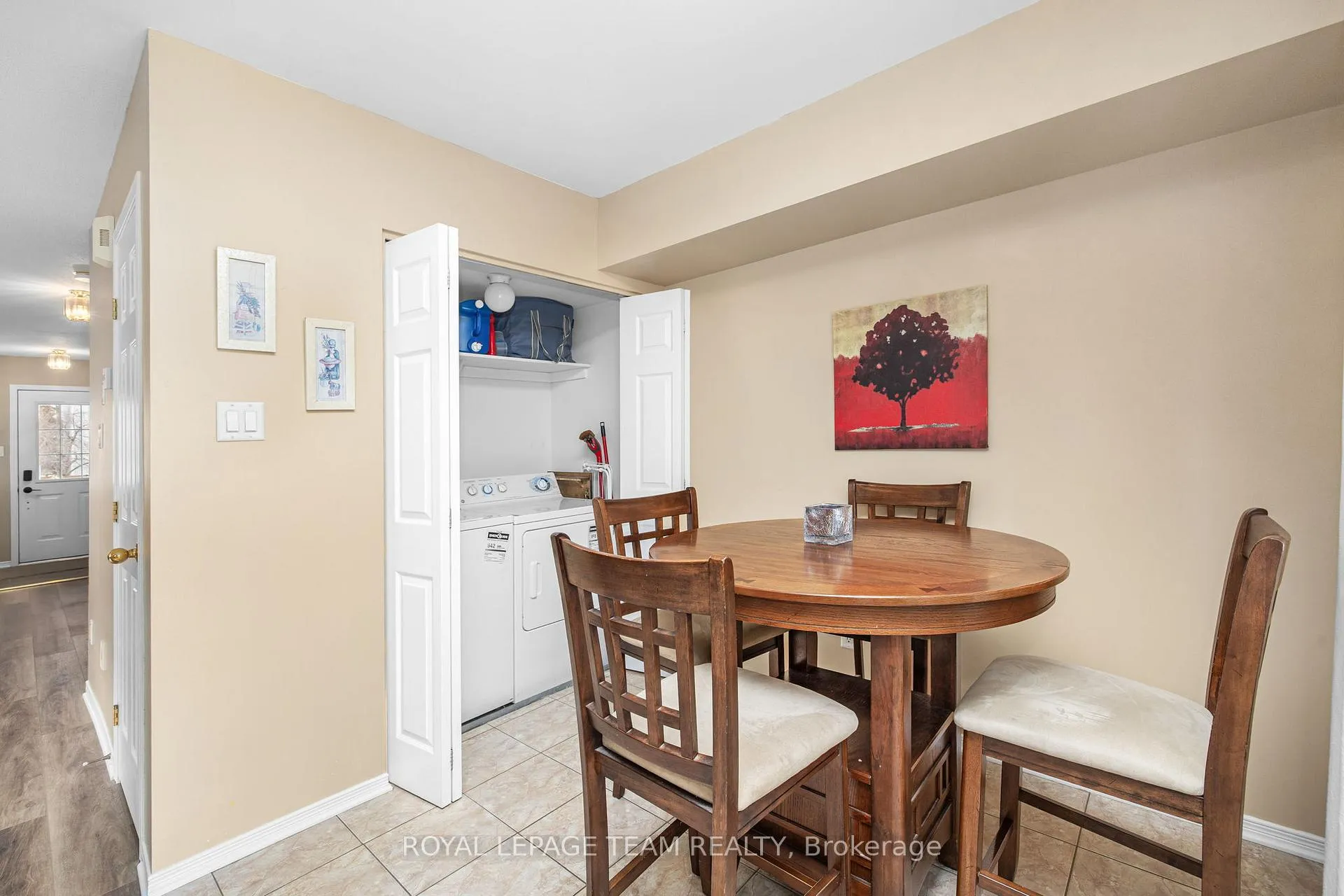 Photo 19 of 147 Wharhol Private, Ottawa, Westcliffe Estates — HOMEH