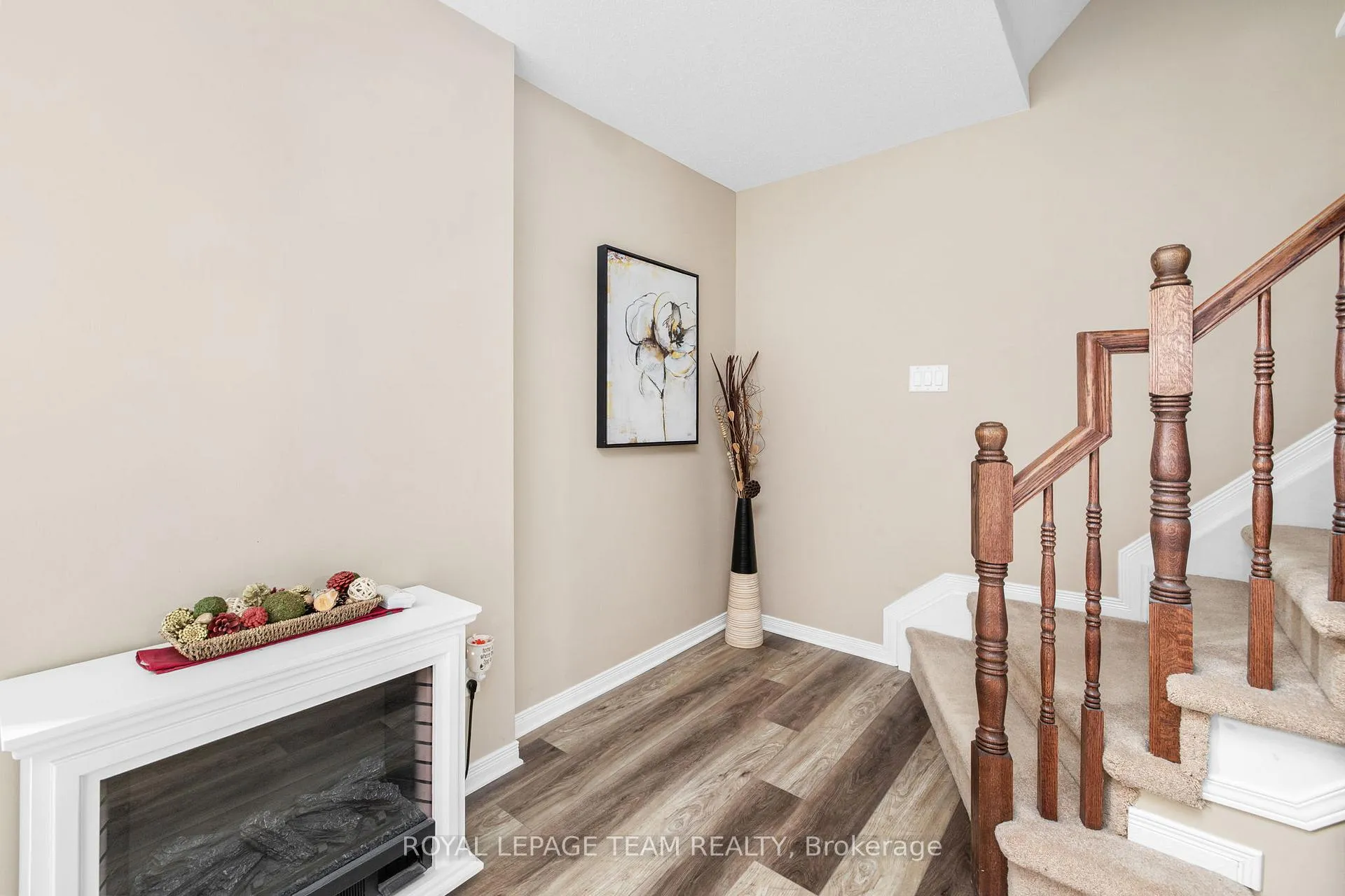 Photo 32 of 147 Wharhol Private, Ottawa, Westcliffe Estates — HOMEH