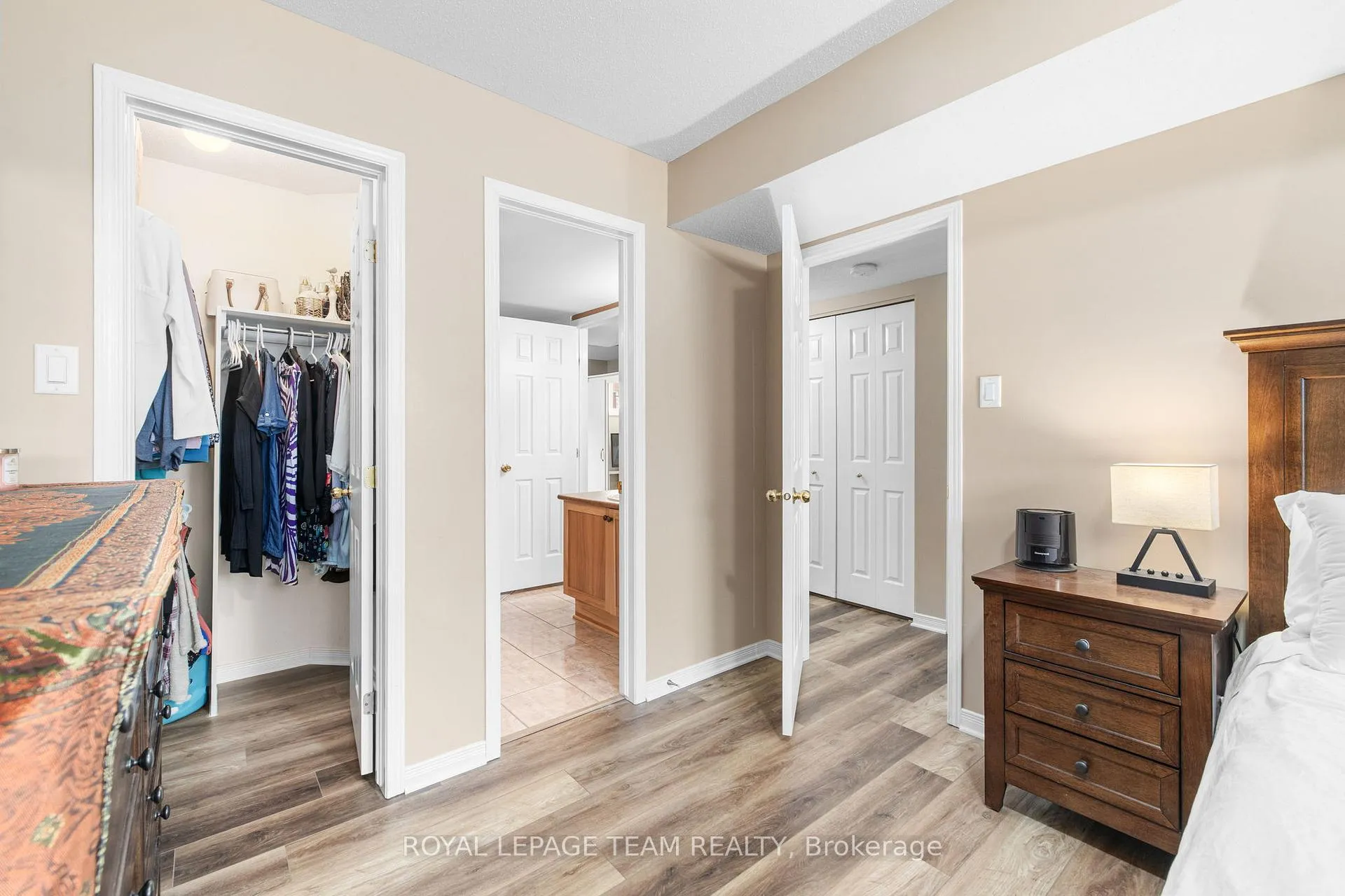 Photo 37 of 147 Wharhol Private, Ottawa, Westcliffe Estates — HOMEH