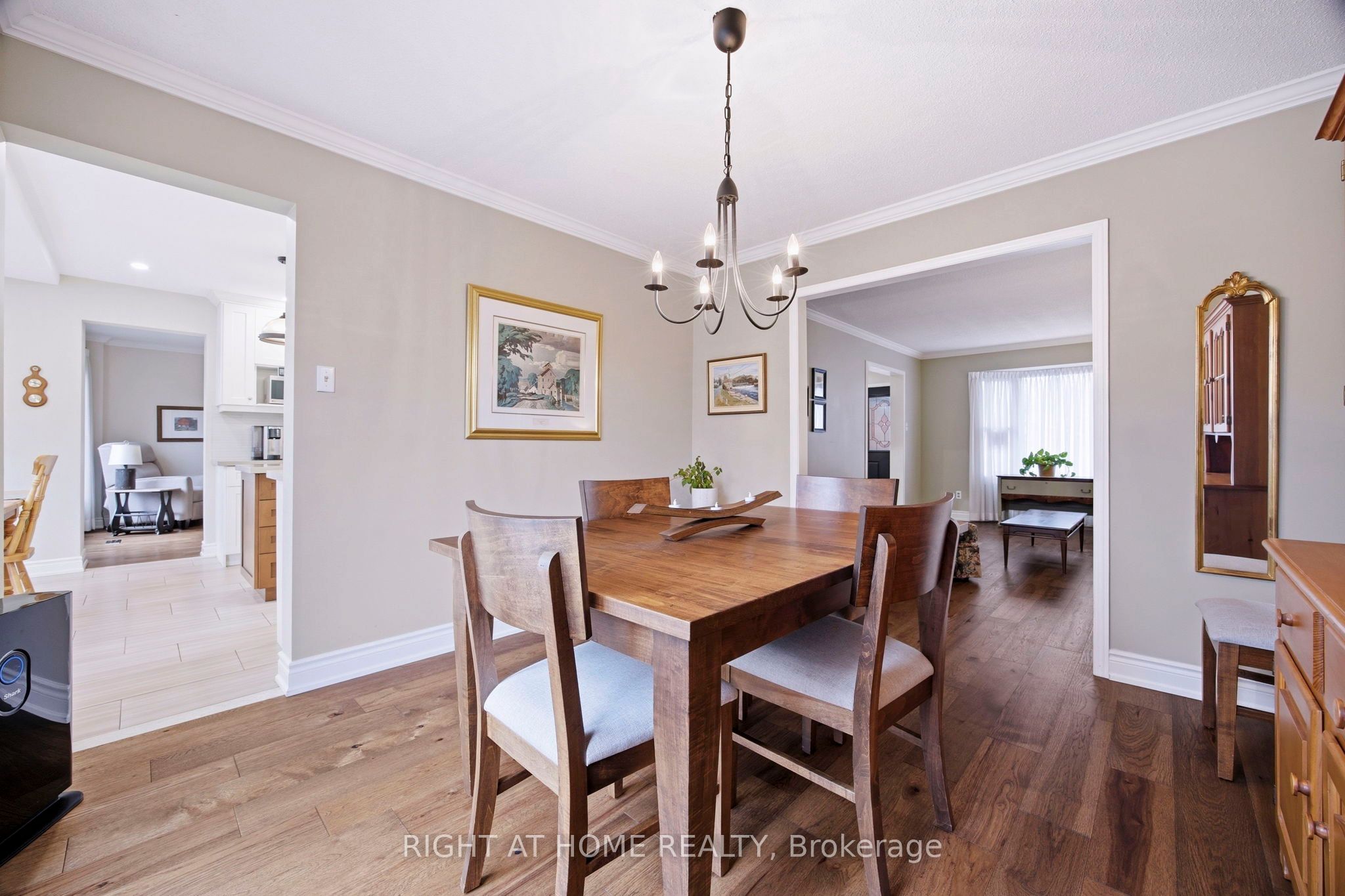 Photo 12 of 12 Esker Drive, Brampton, Heart Lake East — HOMEH
