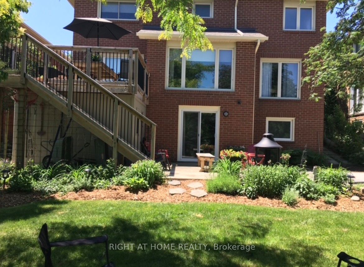 Photo 46 of 12 Esker Drive, Brampton, Heart Lake East — HOMEH