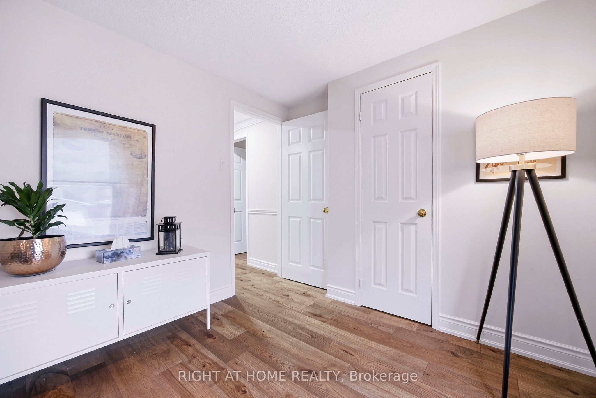Photo 31 of 12 Esker Drive, Brampton, Heart Lake East — HOMEH