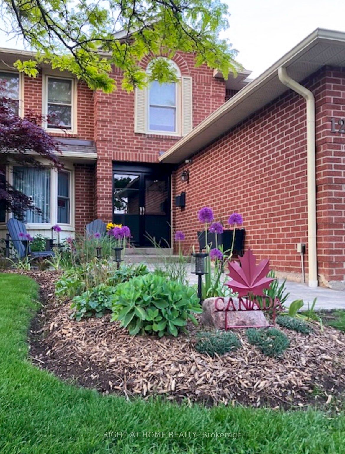 Photo 38 of 12 Esker Drive, Brampton, Heart Lake East — HOMEH