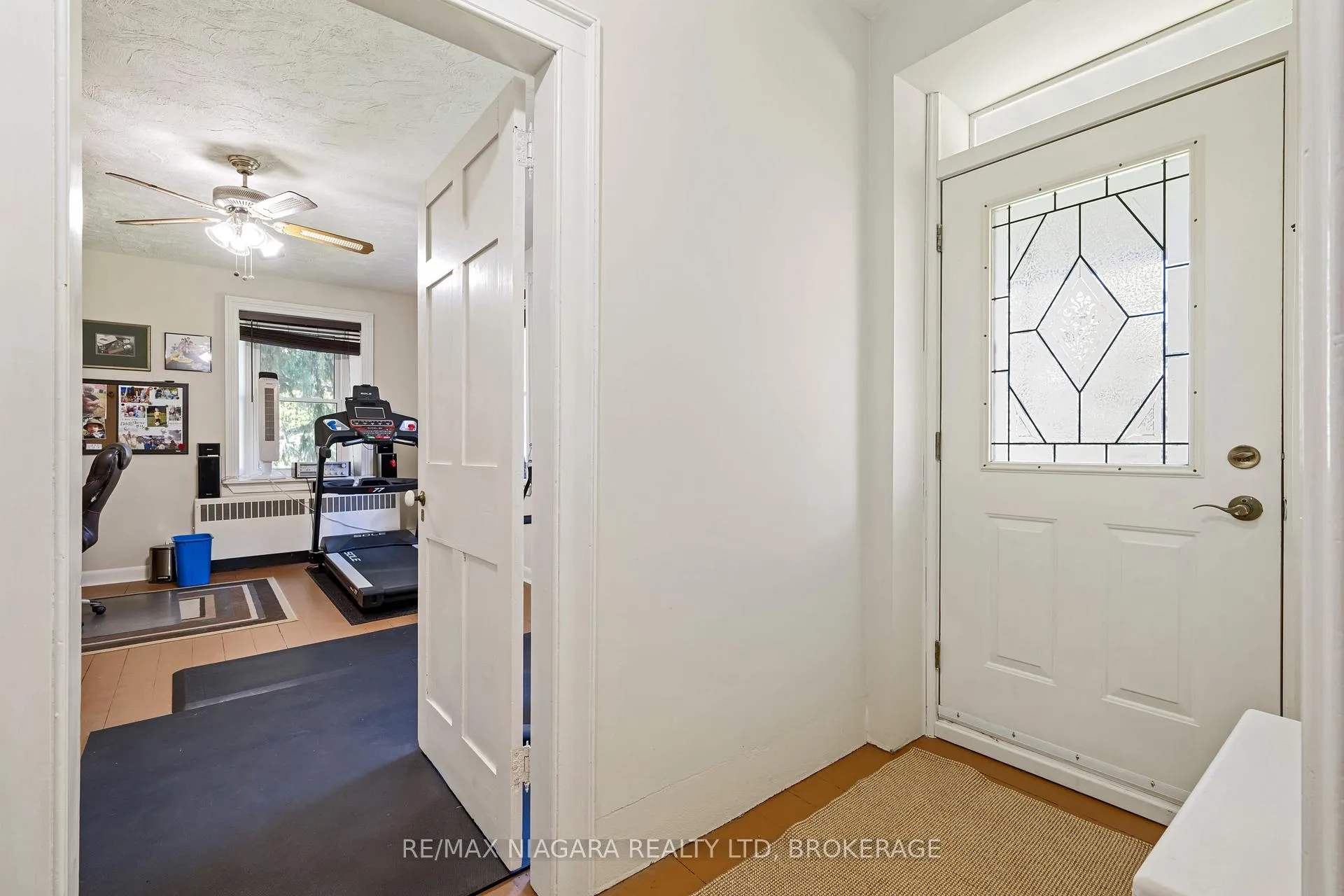 Photo 26 of 2461 Effingham Street, Pelham, North Pelham — HOMEH