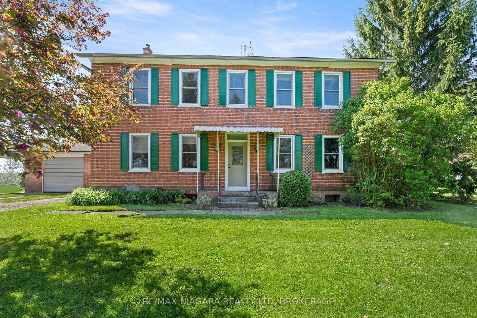 Photo 40 of 2461 Effingham Street, Pelham, North Pelham — HOMEH