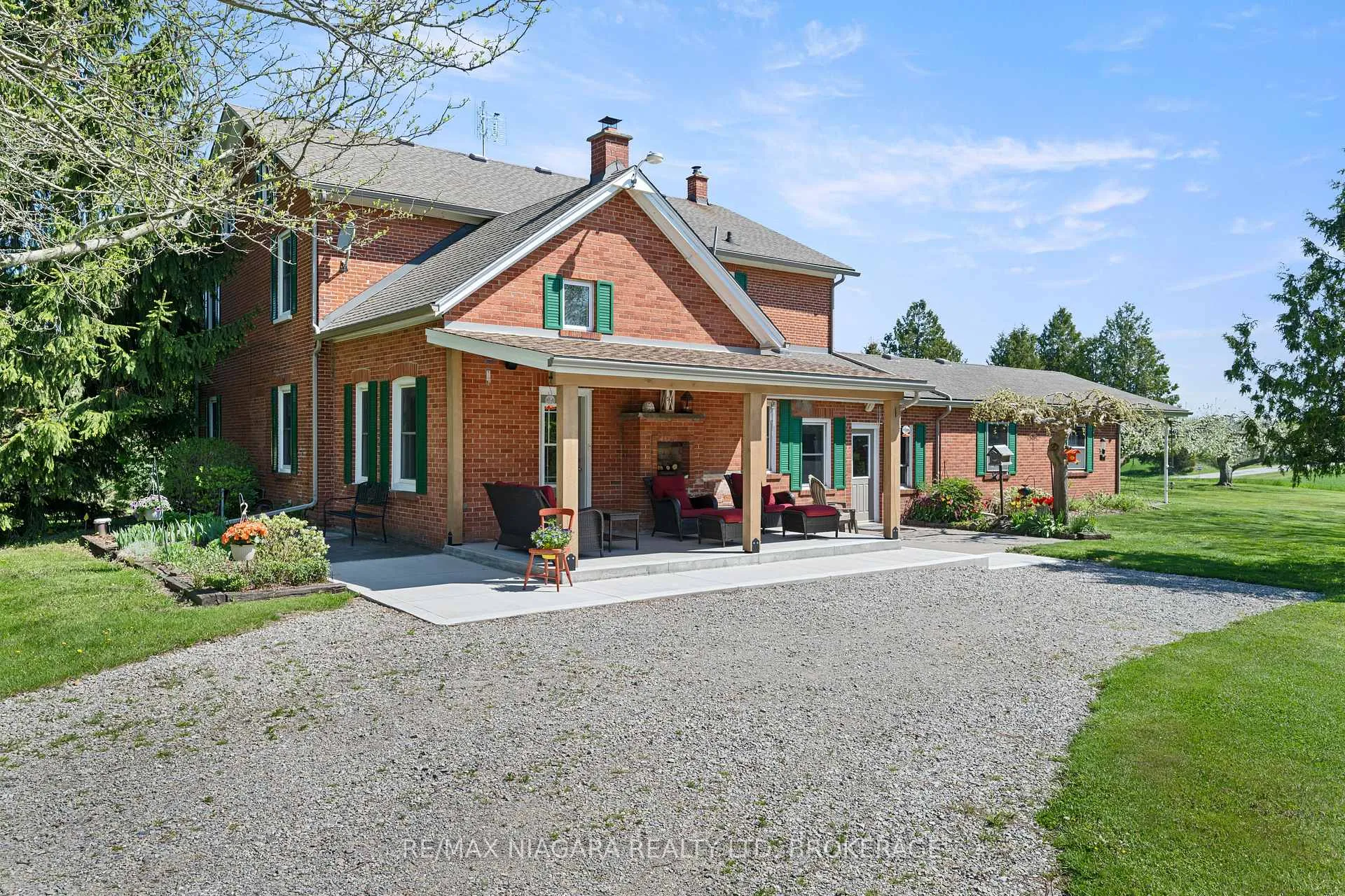 Photo 50 of 2461 Effingham Street, Pelham, North Pelham — HOMEH