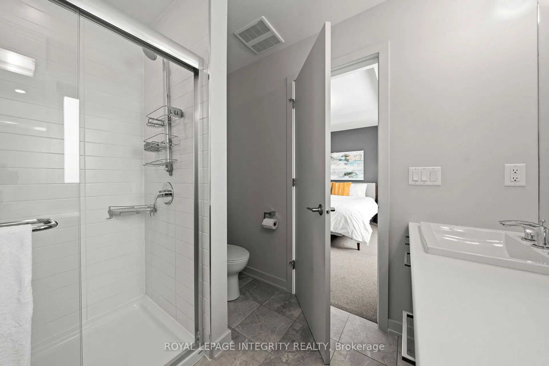 Photo 23 of 110 Larimar Circle, Ottawa, Riverside South/Gloucester Glen — HOMEH