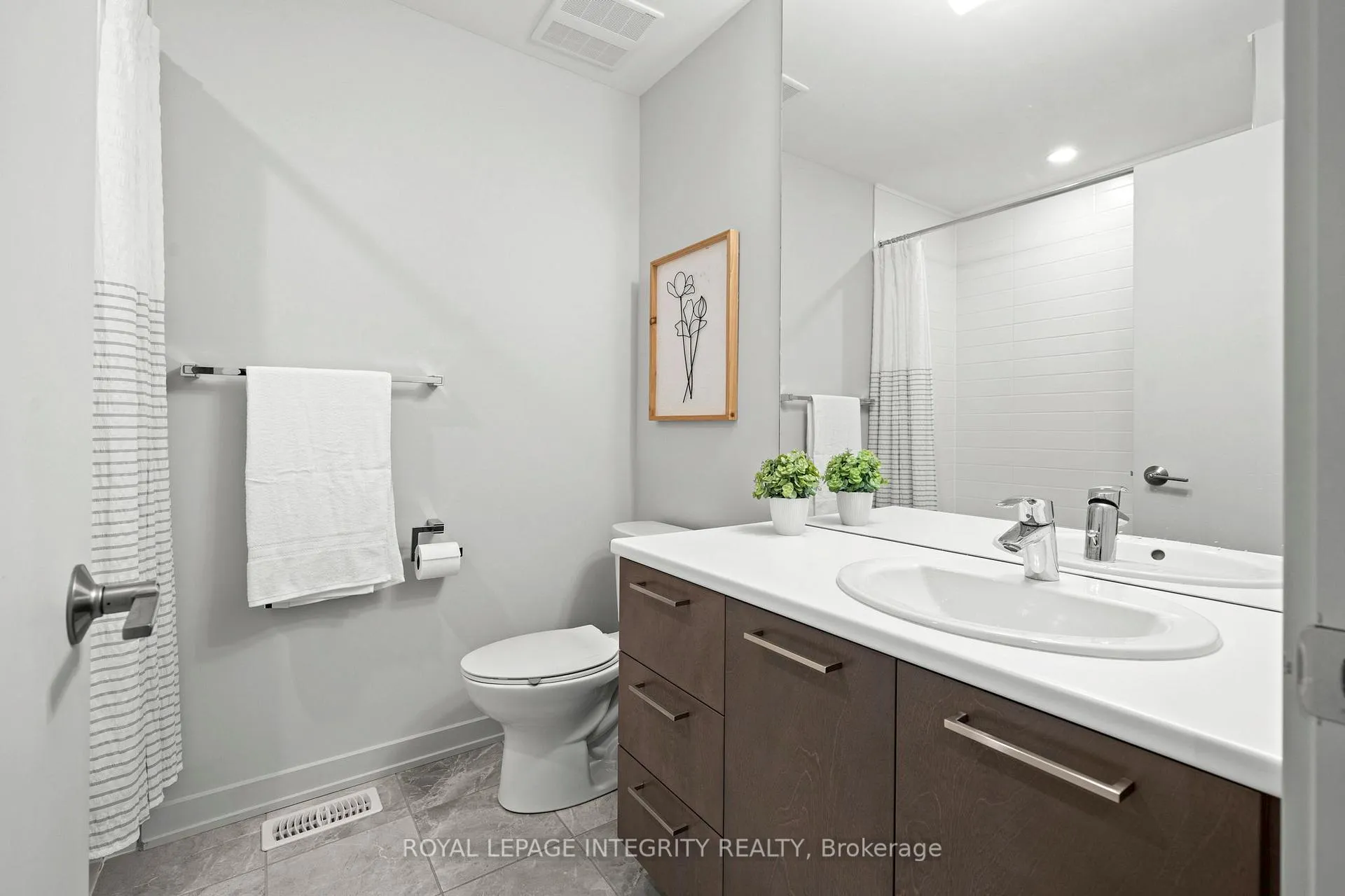 Photo 24 of 110 Larimar Circle, Ottawa, Riverside South/Gloucester Glen — HOMEH
