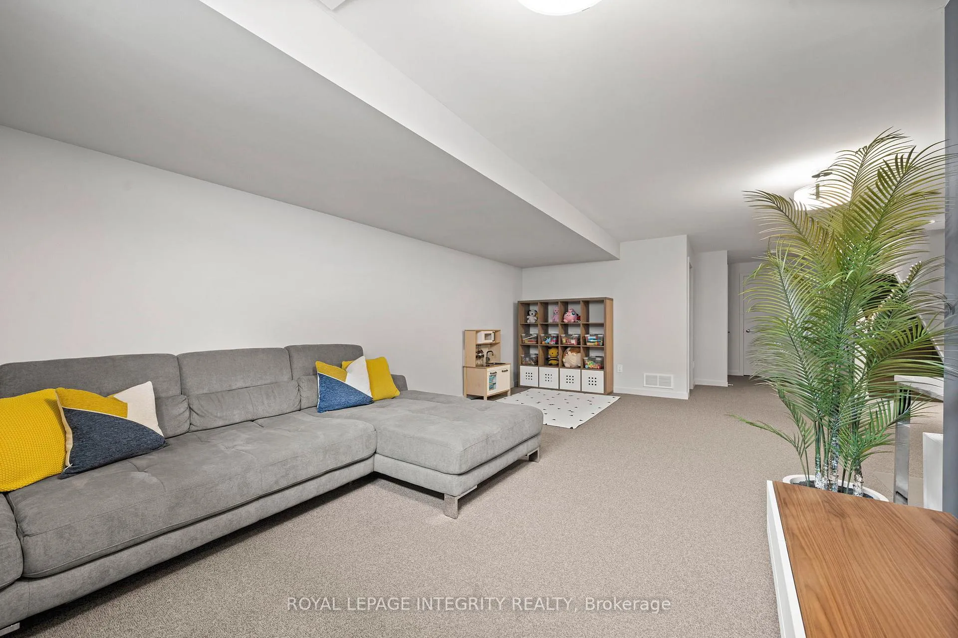 Photo 29 of 110 Larimar Circle, Ottawa, Riverside South/Gloucester Glen — HOMEH
