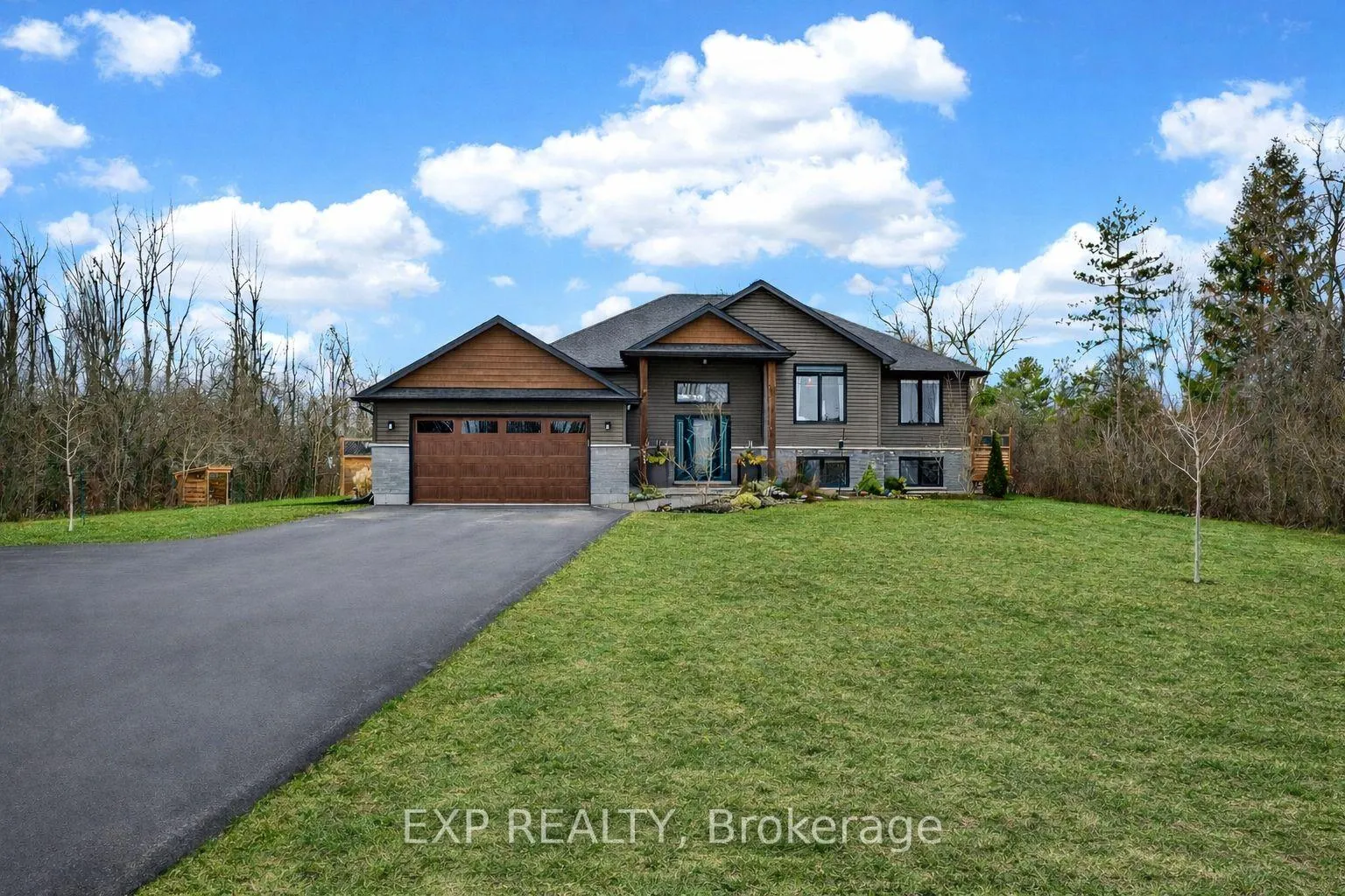 Front of 20109 Loyalist Parkway