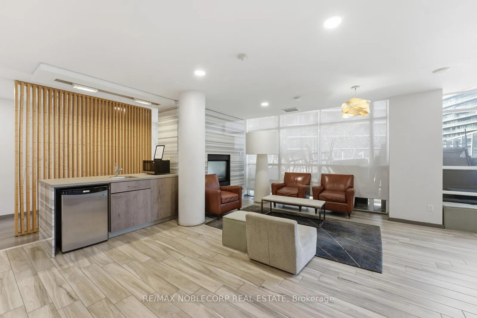 Photo 34 of Unit 1106, 15 Bruyeres Mews, Toronto, Niagara — HOMEH