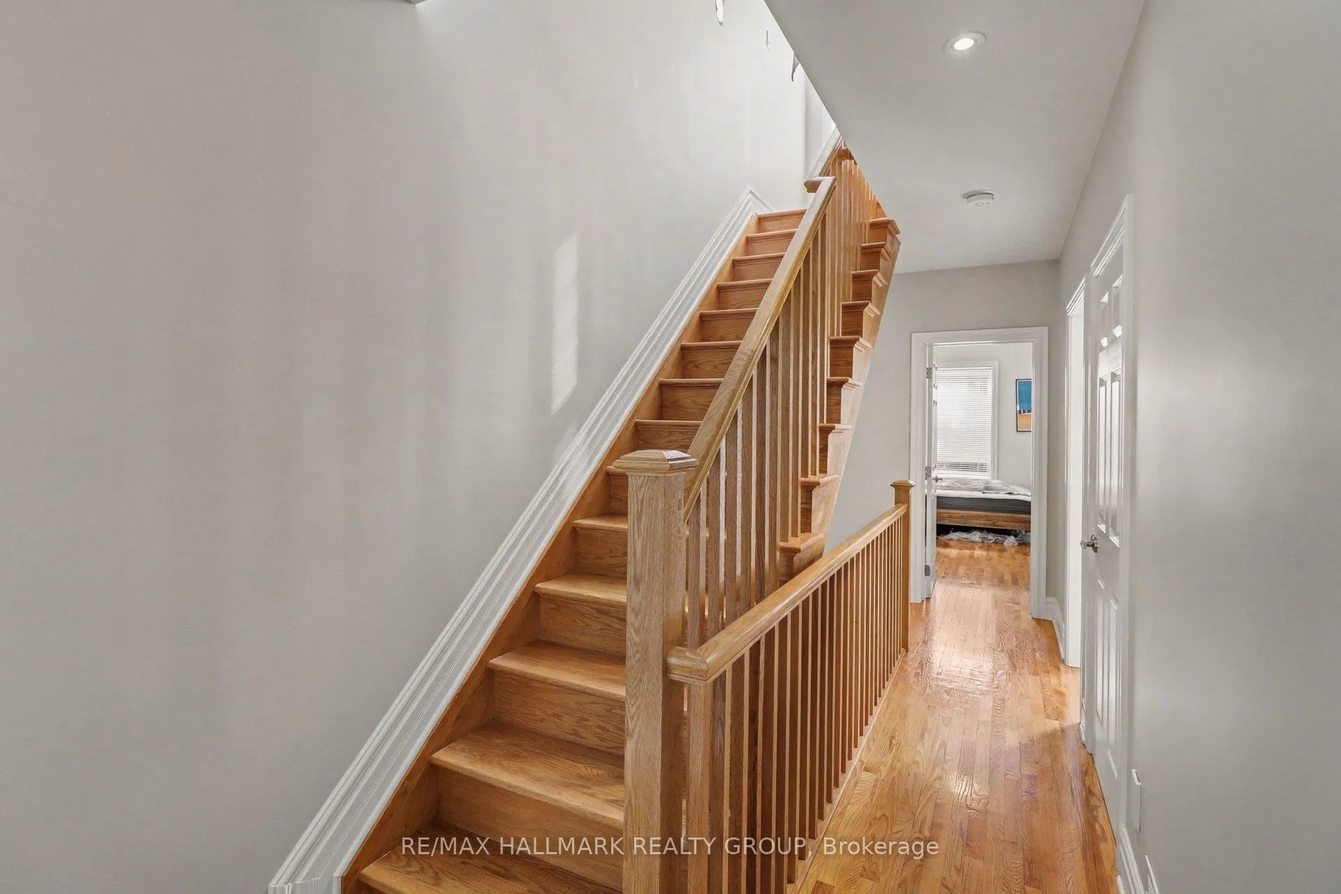 Photo 12 of 34 Lewis Street, Ottawa, Ottawa Centre/Golden Triangle — HOMEH