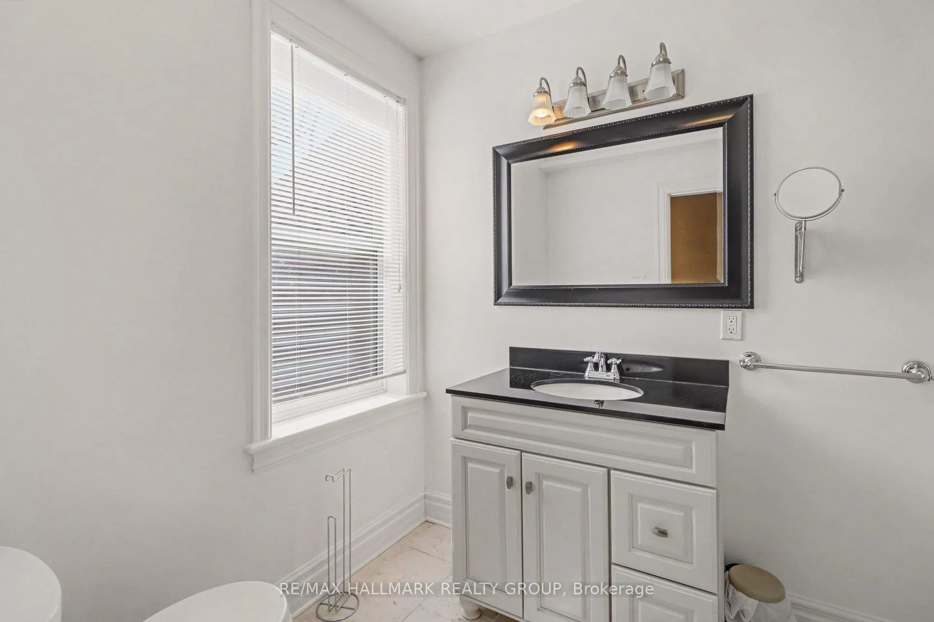 Photo 21 of 34 Lewis Street, Ottawa, Ottawa Centre/Golden Triangle — HOMEH