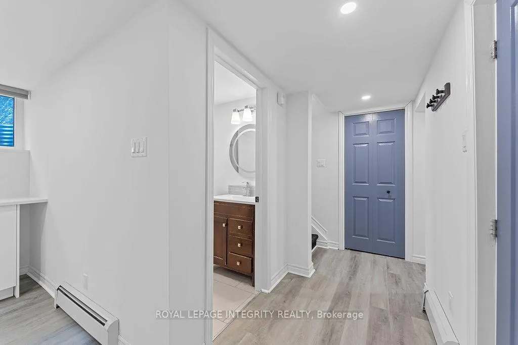 Photo 8 of Unit B, 1105 Falaise Road, Ottawa, Borden Farm/Stewart Farm/Carleton Heights/Parkwood Hills — HOMEH