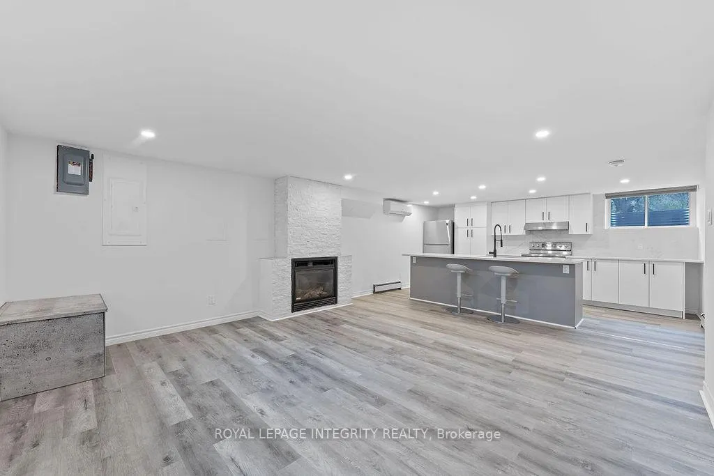 Photo 16 of Unit B, 1105 Falaise Road, Ottawa, Borden Farm/Stewart Farm/Carleton Heights/Parkwood Hills — HOMEH