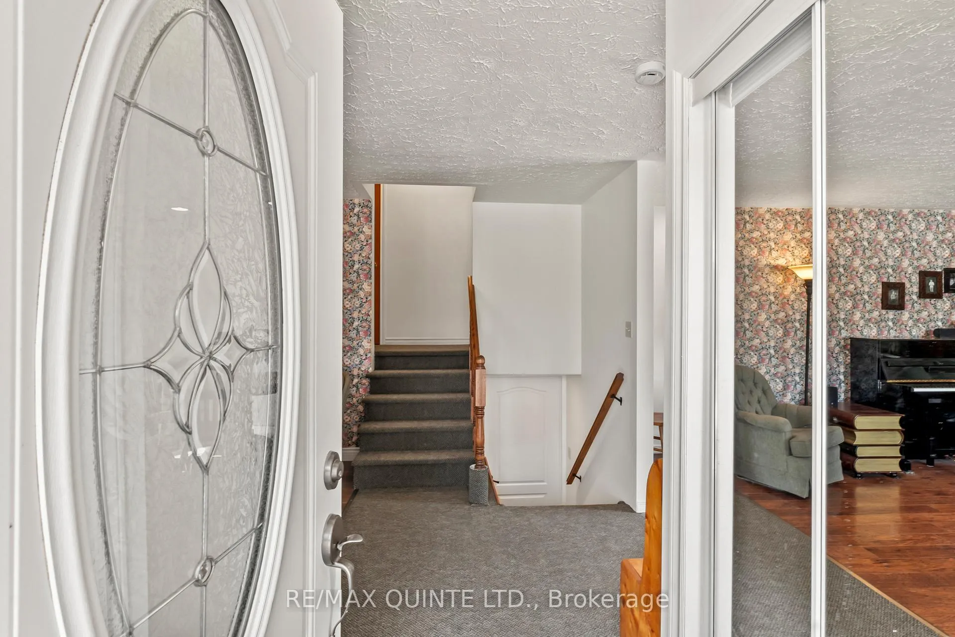 Photo 5 of 966 Glen Miller Road, Quinte West, Sidney Ward — HOMEH