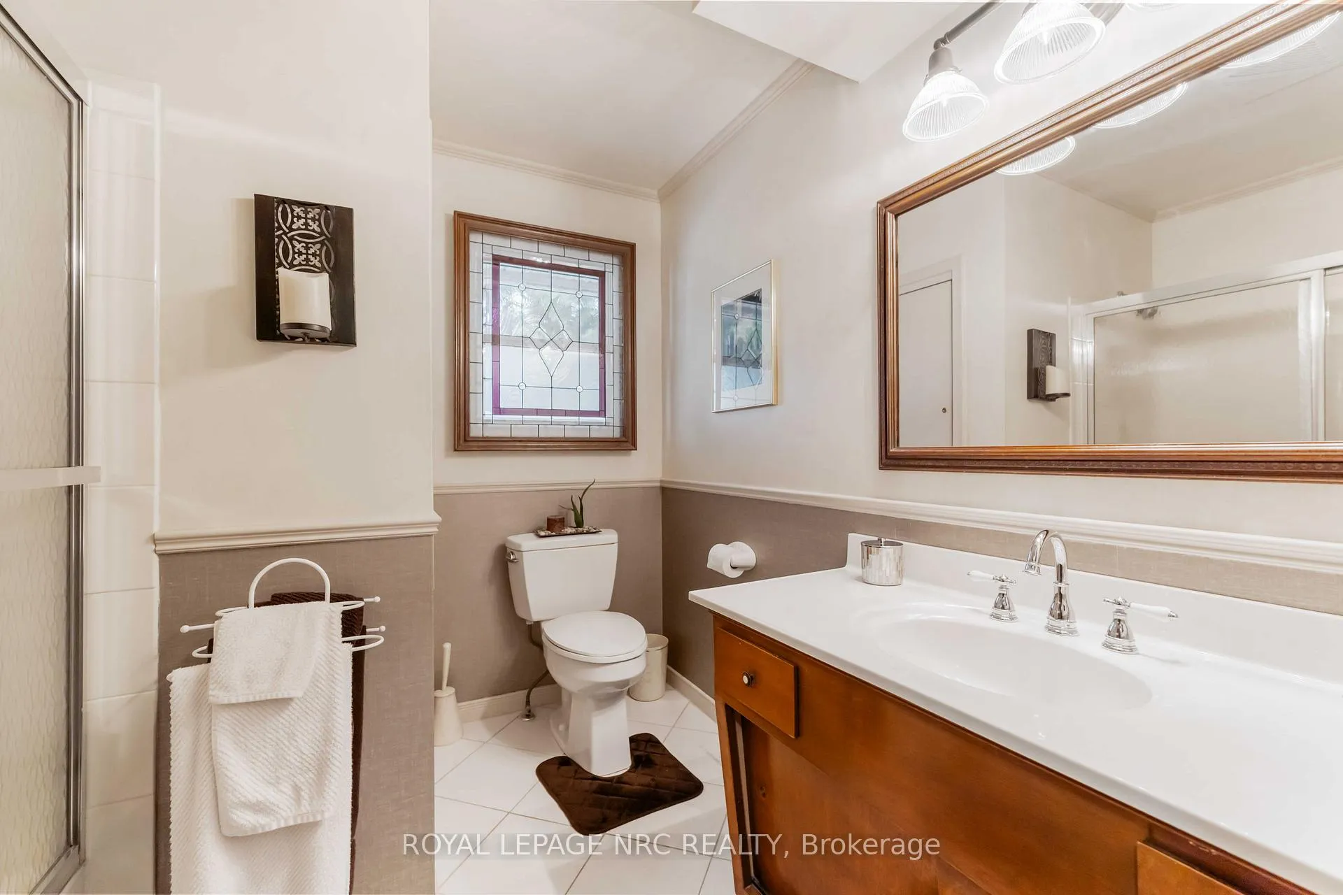 Photo 31 of 30 Armour Drive, Welland, Prince Charles — HOMEH
