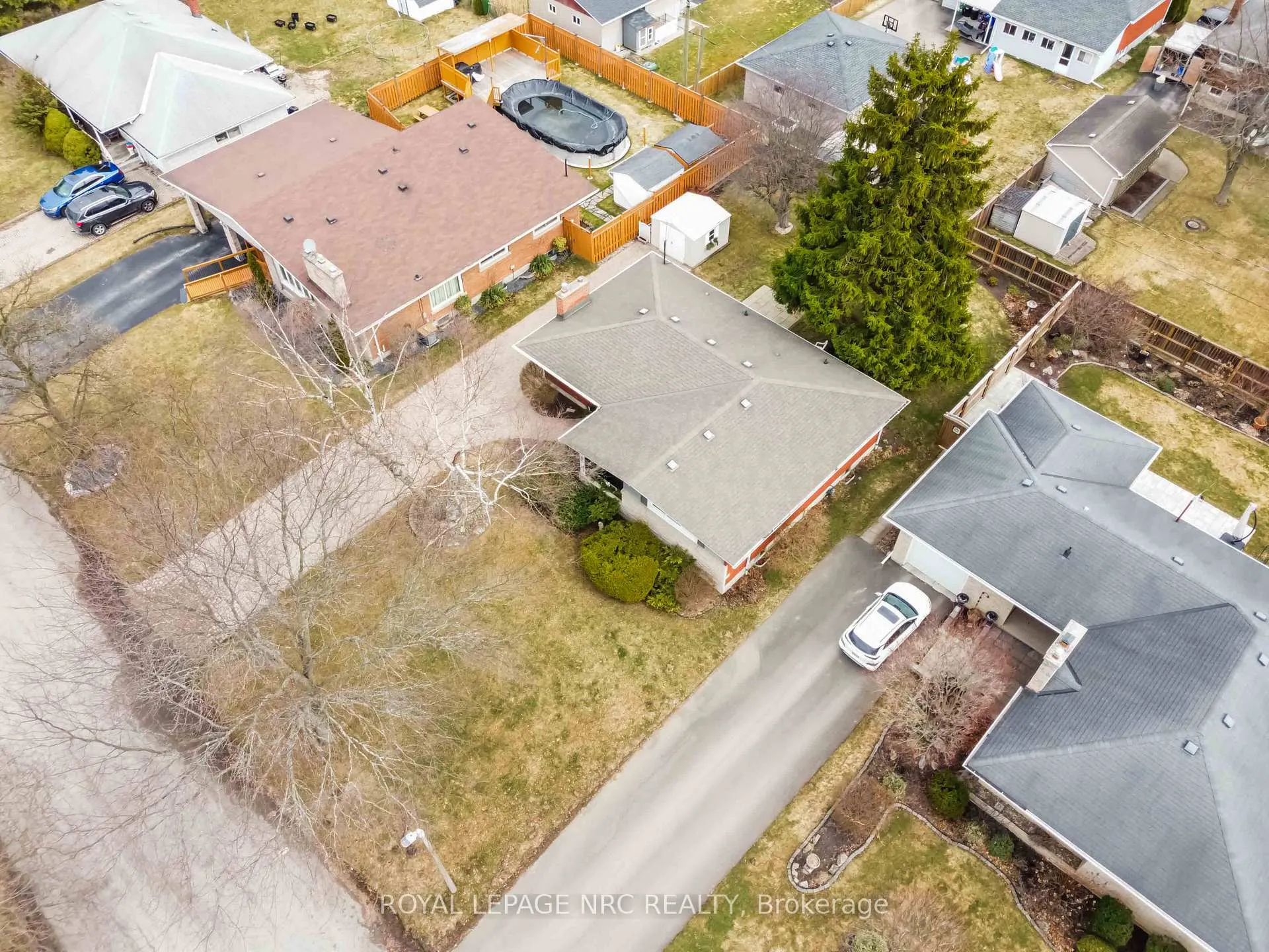 Photo 45 of 30 Armour Drive, Welland, Prince Charles — HOMEH