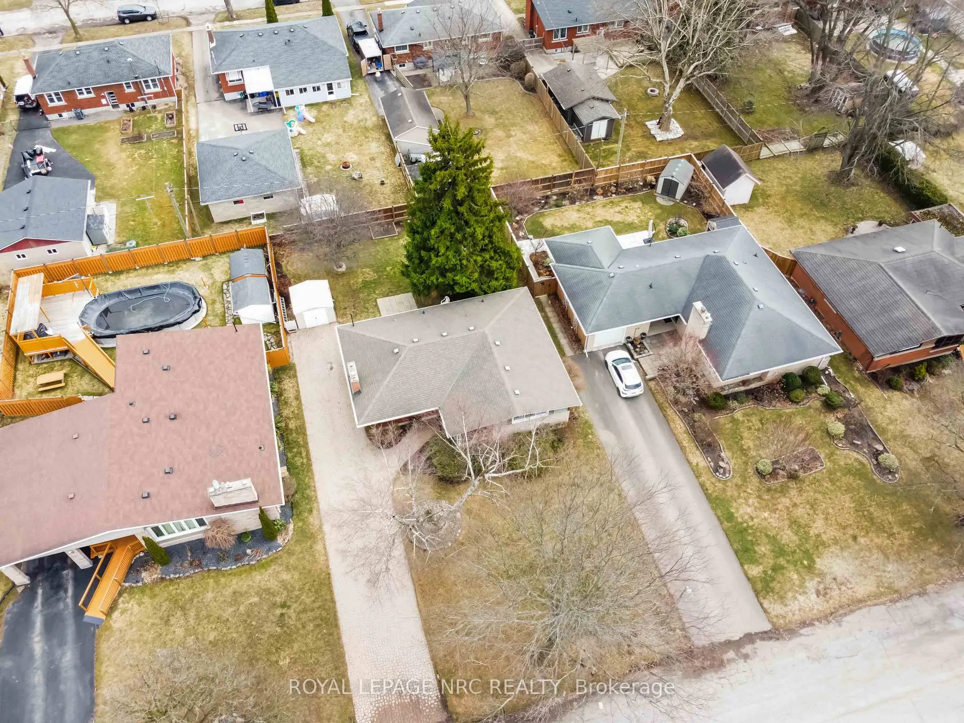 Photo 46 of 30 Armour Drive, Welland, Prince Charles — HOMEH