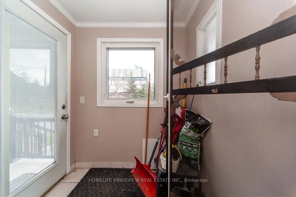 Photo 3 of 46 Coolmine Road, Toronto, Little Portugal — HOMEH