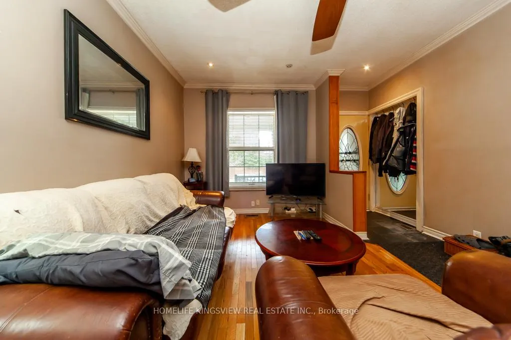 Photo 5 of 46 Coolmine Road, Toronto, Little Portugal — HOMEH