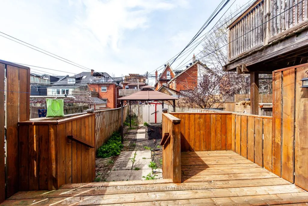 Photo 19 of 46 Coolmine Road, Toronto, Little Portugal — HOMEH