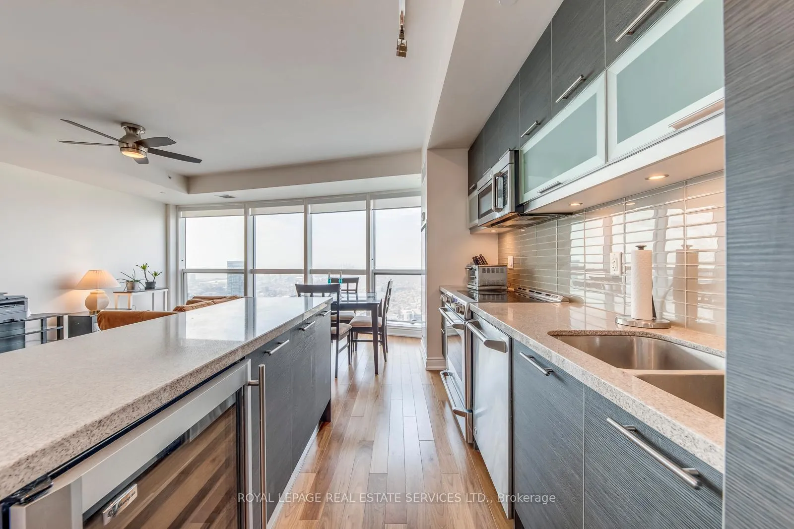 Photo 12 of Unit 6514, 388 Yonge Street, Toronto, Church-Yonge Corridor — HOMEH