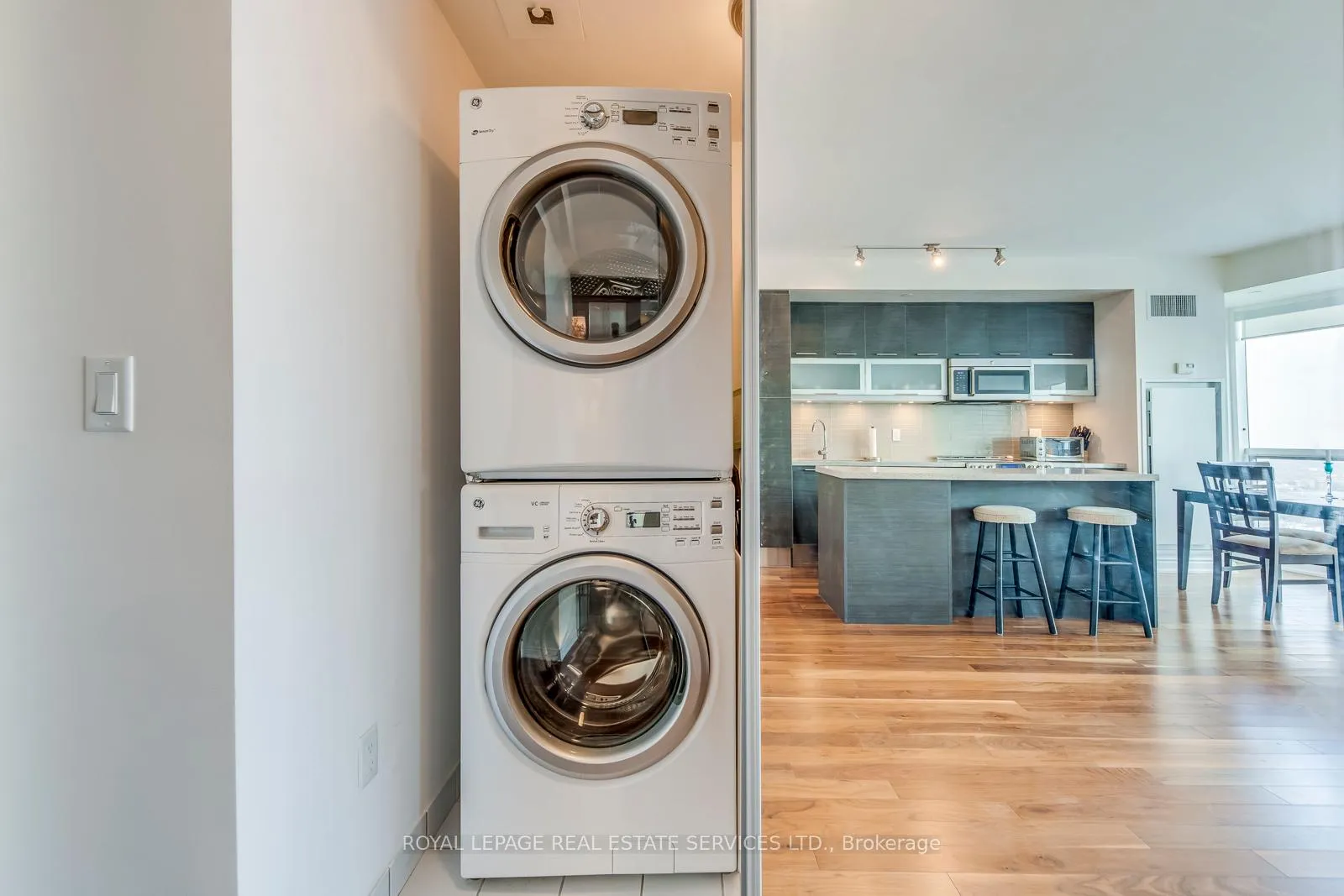 Photo 30 of Unit 6514, 388 Yonge Street, Toronto, Church-Yonge Corridor — HOMEH