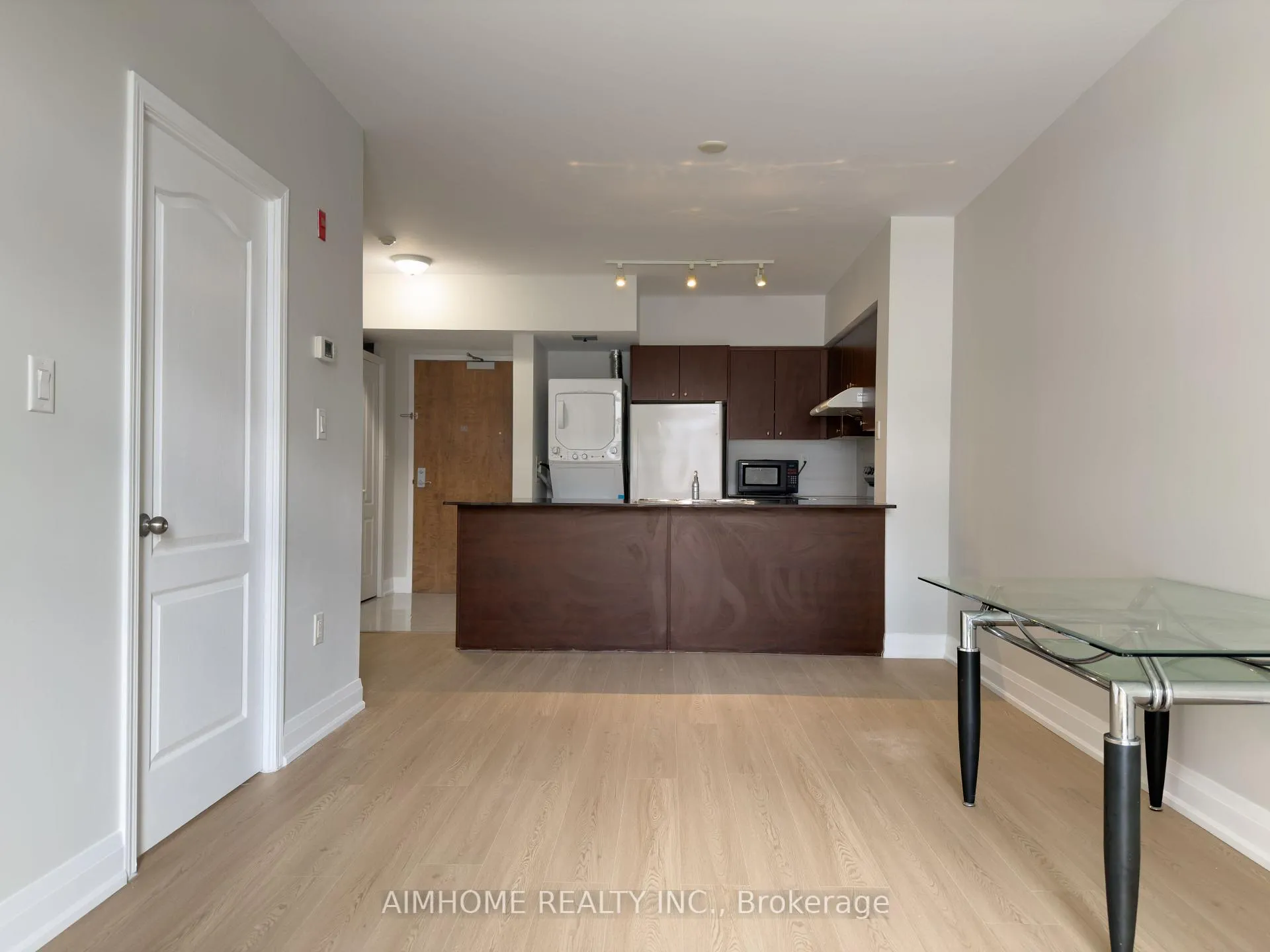Photo 6 of Unit 112, 4600 Steeles Avenue E, Markham, Milliken Mills East — HOMEH
