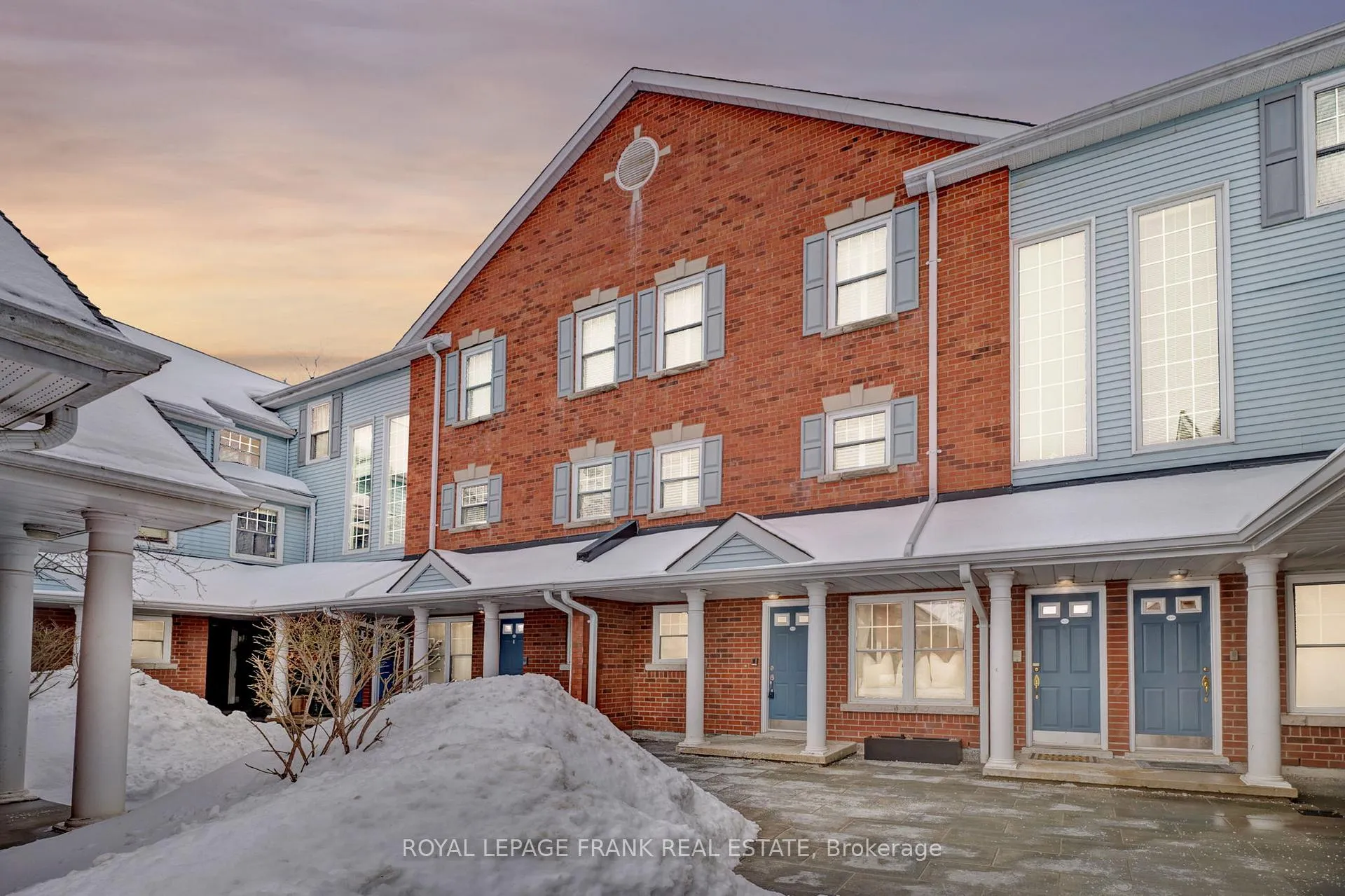 Photo 1 of Unit D10, 1663 Nash Road, Clarington, Courtice — HOMEH
