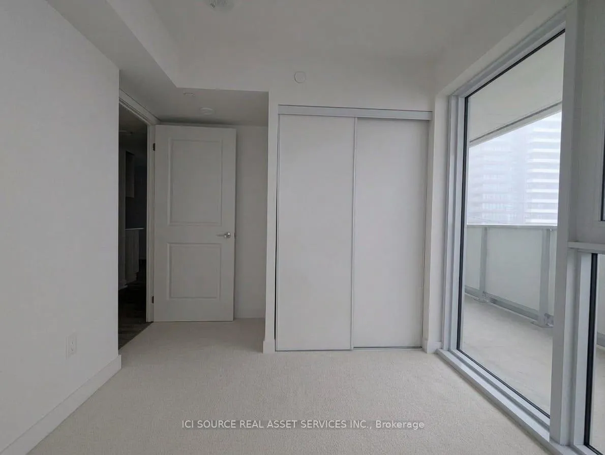 Photo 16 of Unit 802, 1010 Sandy Beach Road, Pickering, Bay Ridges — HOMEH