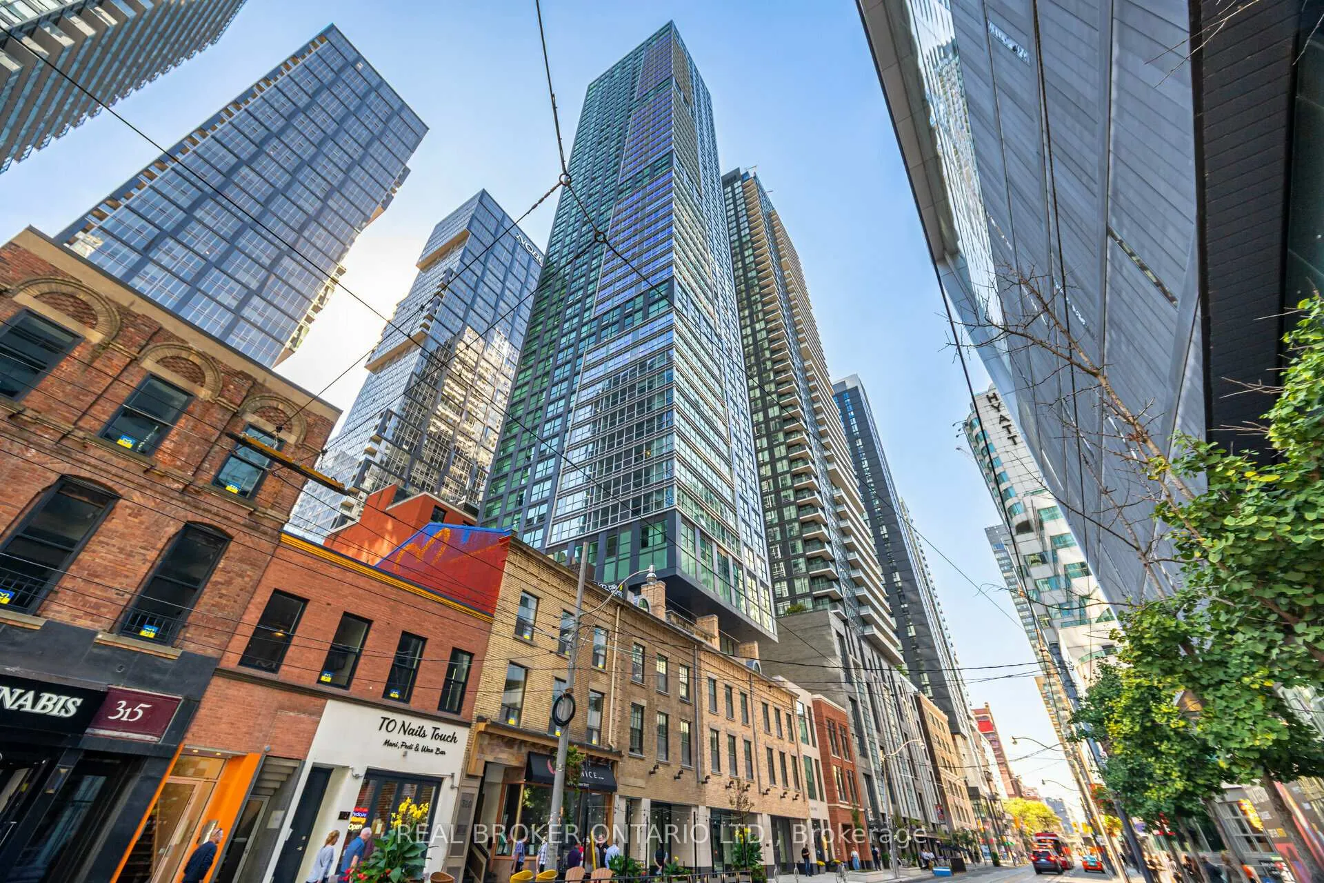 Photo 1 of Unit 4005, 327 King Street W, Toronto, Waterfront Communities — HOMEH