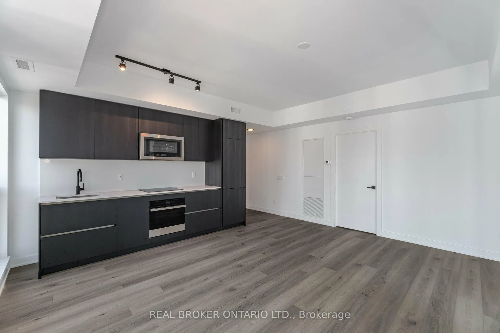 Photo 13 of Unit 4005, 327 King Street W, Toronto, Waterfront Communities — HOMEH