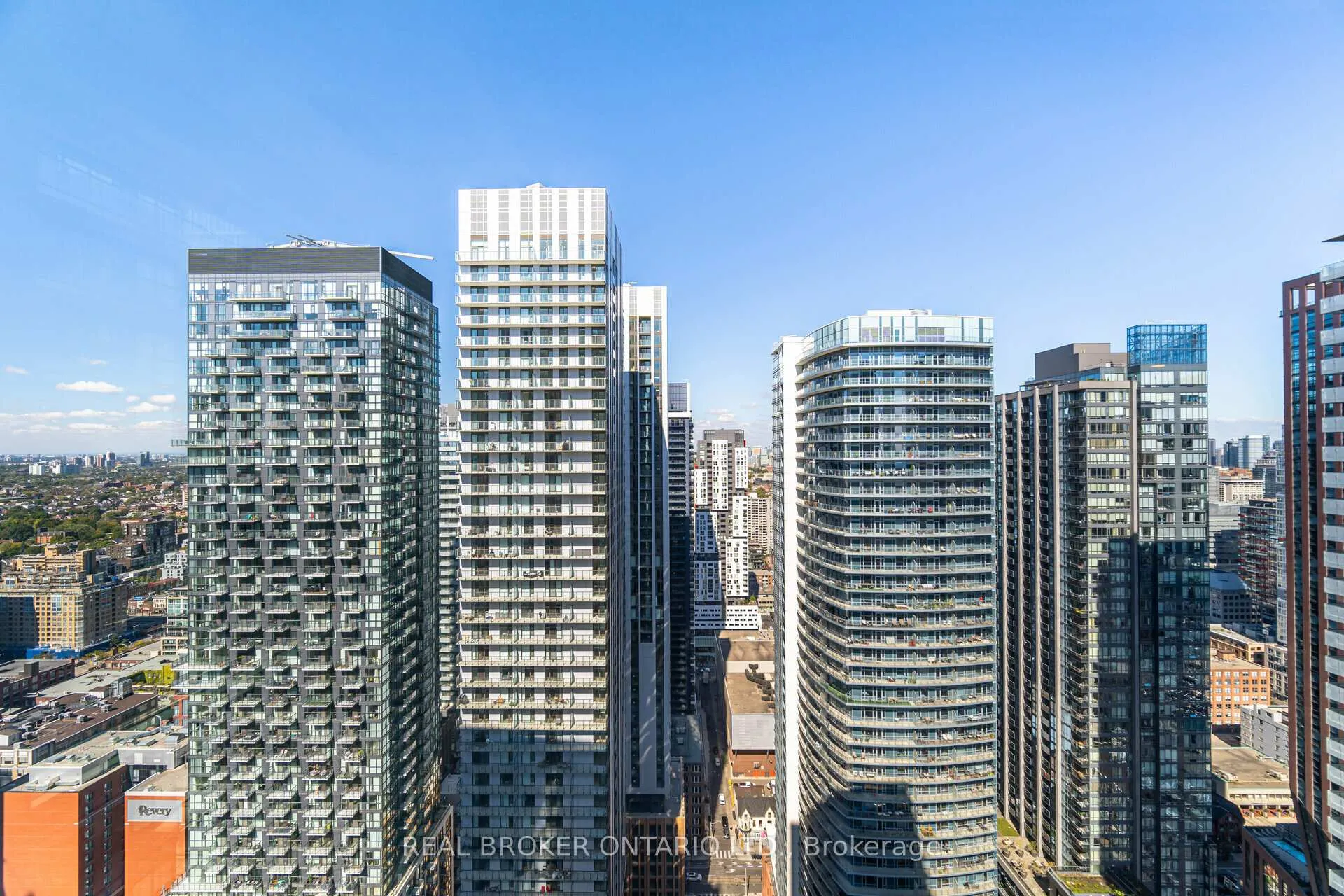 Photo 30 of Unit 4005, 327 King Street W, Toronto, Waterfront Communities — HOMEH