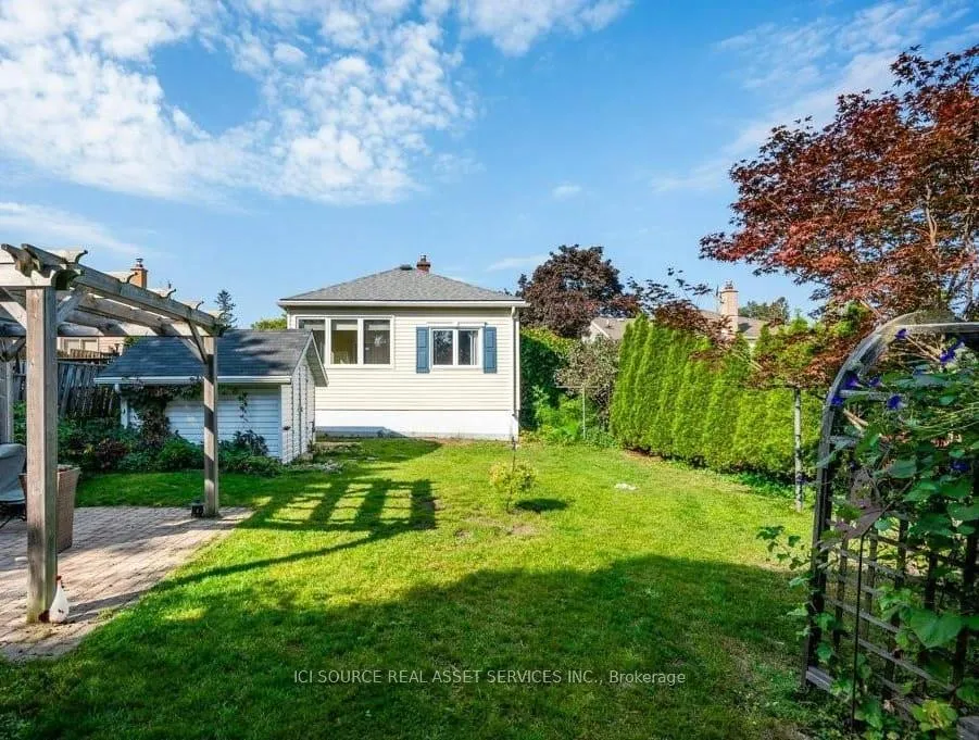 Photo 10 of Unit Upper, 192 Edwin Street, Kitchener — HOMEH
