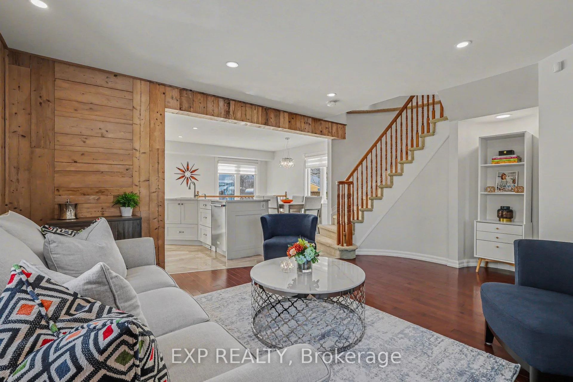 Photo 8 of 1548 Stojko Street, Ottawa, Fallingbrook/Pineridge — HOMEH