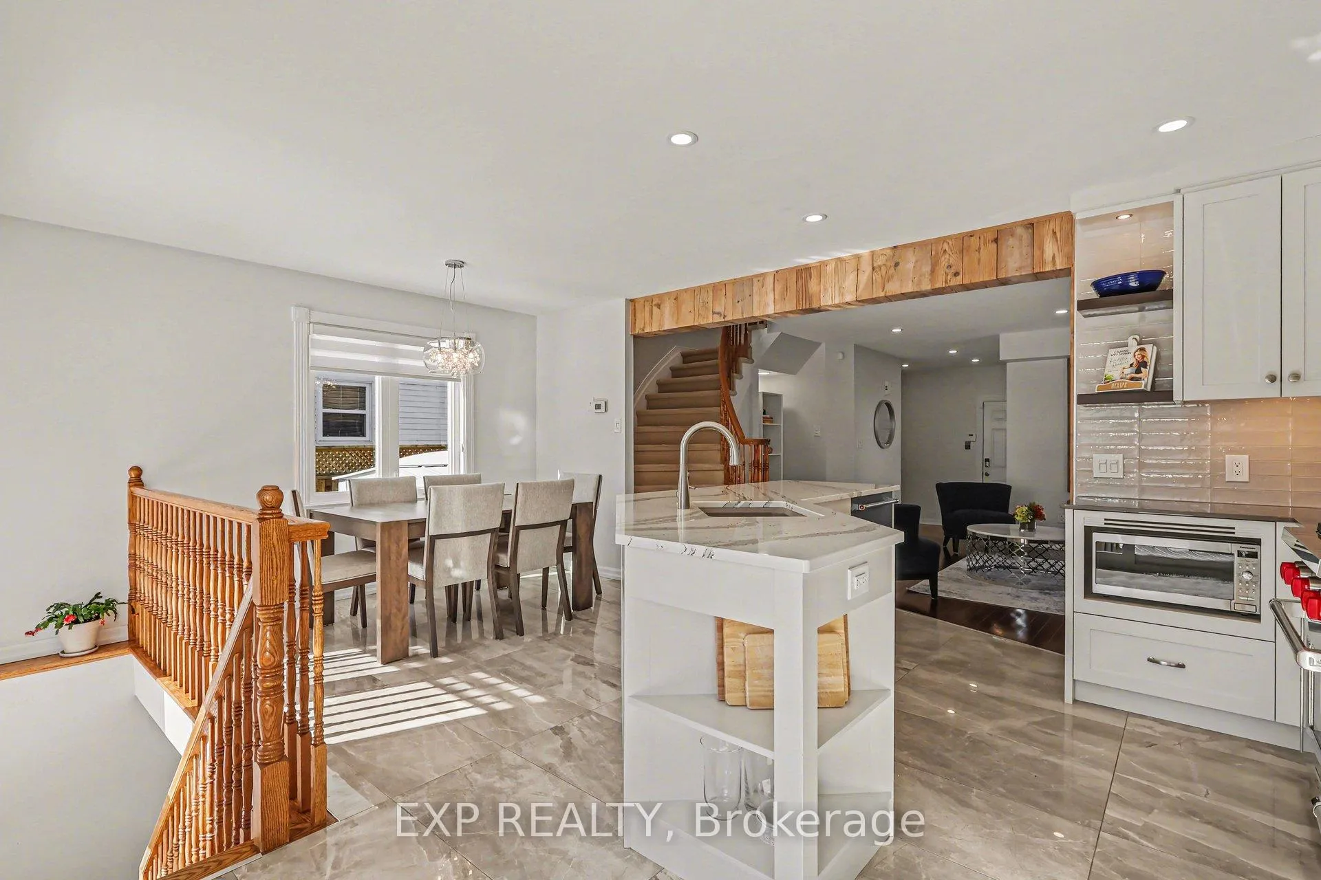 Photo 16 of 1548 Stojko Street, Ottawa, Fallingbrook/Pineridge — HOMEH