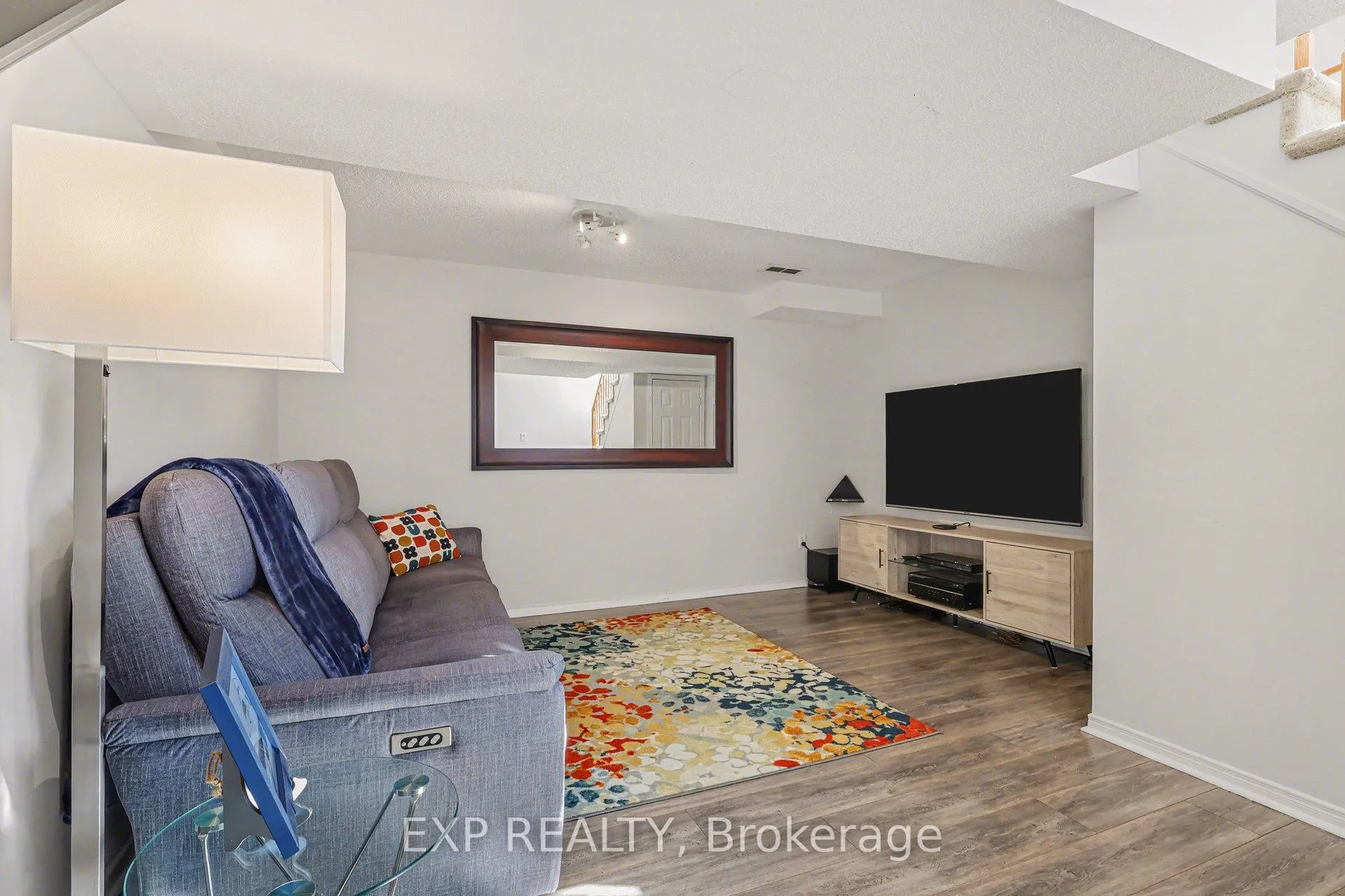 Photo 26 of 1548 Stojko Street, Ottawa, Fallingbrook/Pineridge — HOMEH