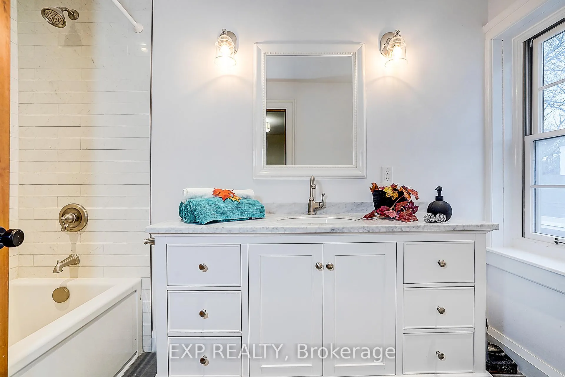 Photo 18 of 83 Spruce Street, Aurora, Aurora Village — HOMEH