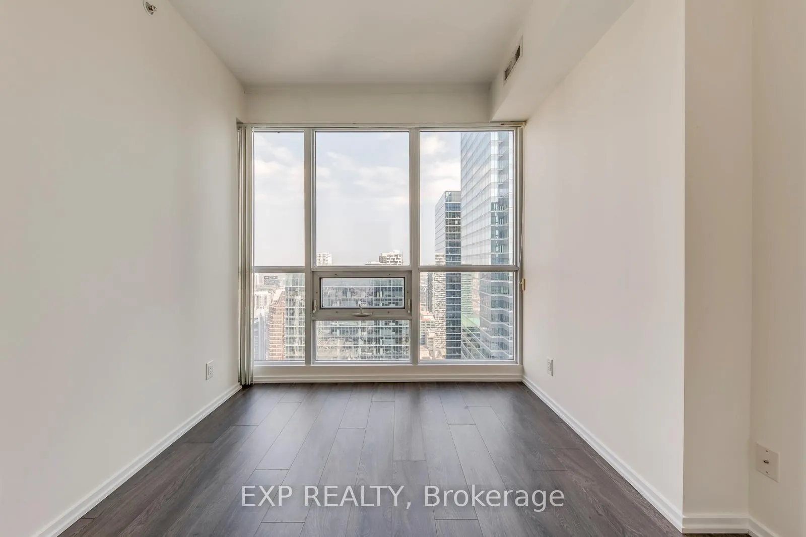 Photo 19 of Unit 4706, 70 Temperance Street, Toronto, Bay Street Corridor — HOMEH