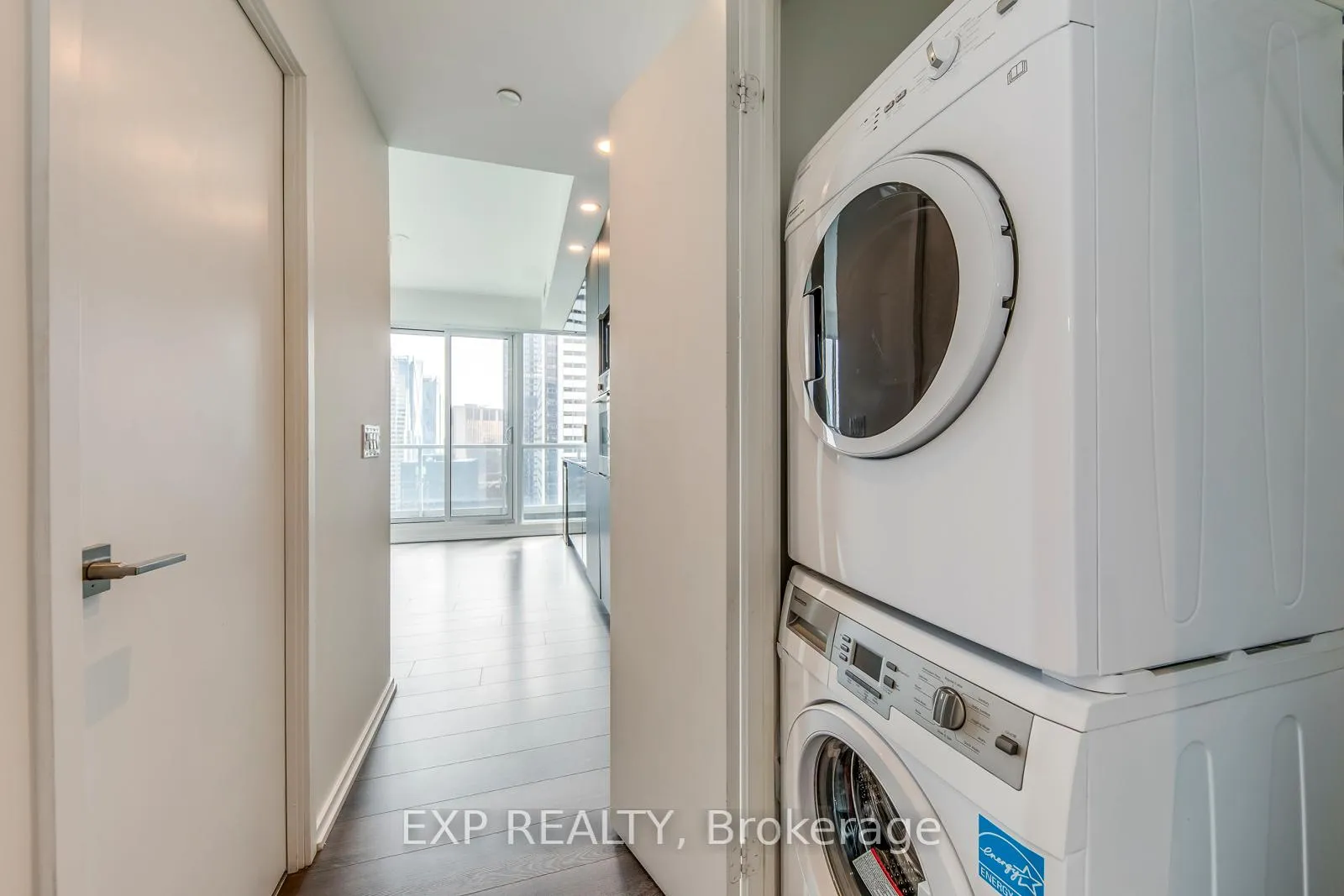 Photo 22 of Unit 4706, 70 Temperance Street, Toronto, Bay Street Corridor — HOMEH