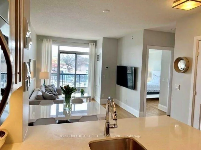 Photo 5 of Unit 520, 1 Old Mill Drive, Toronto, High Park-Swansea — HOMEH