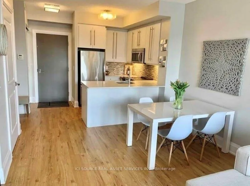 Photo 12 of Unit 520, 1 Old Mill Drive, Toronto, High Park-Swansea — HOMEH