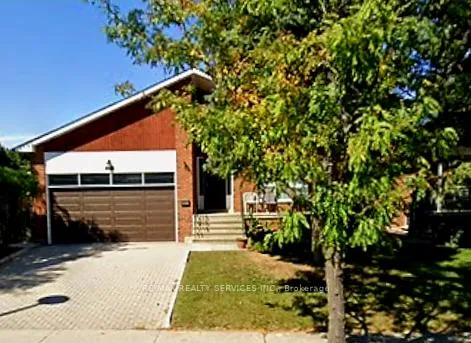 Photo 2 of 78 Massey Street, Brampton, Central Park — HOMEH