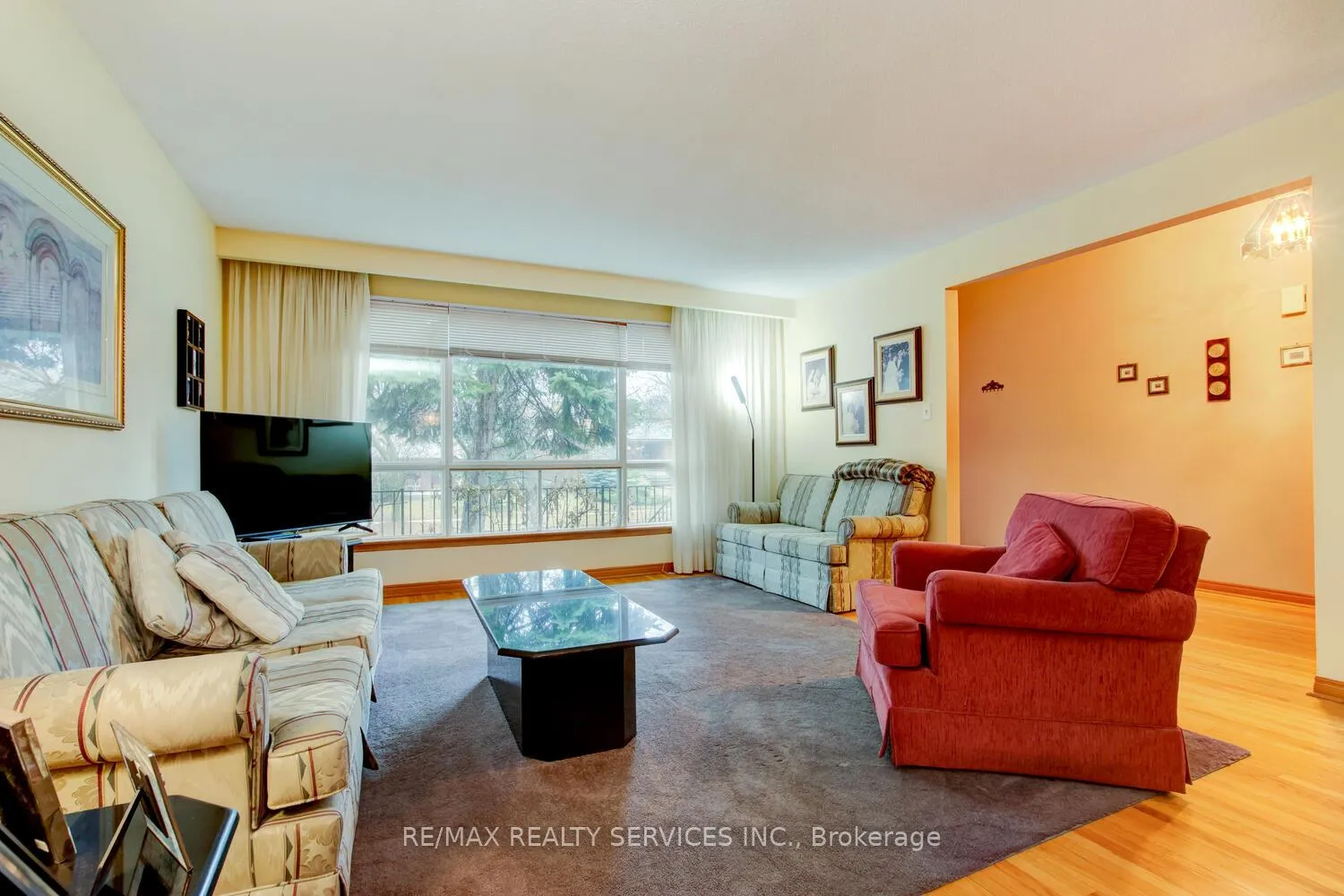 Photo 5 of 78 Massey Street, Brampton, Central Park — HOMEH